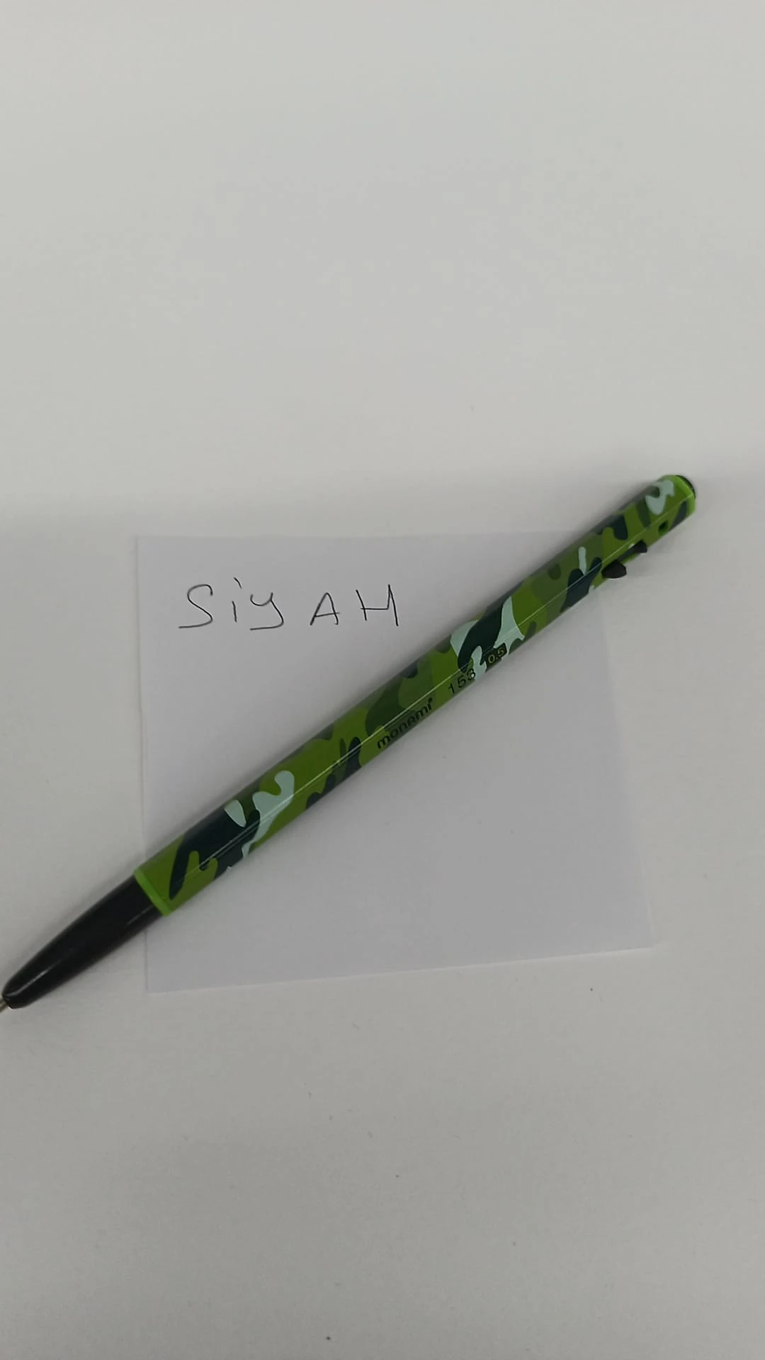 monami 153 kiss 0.5 tükenmez kalem- yeşil kamuflaj