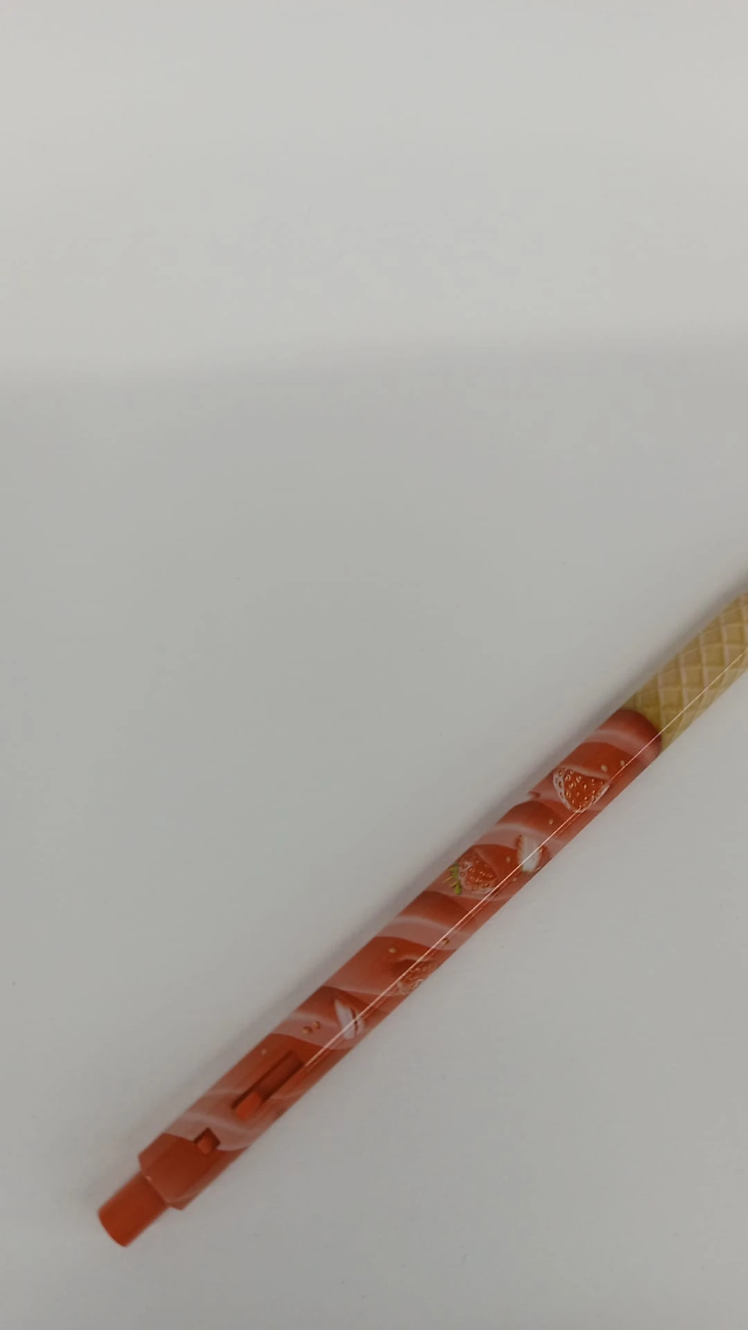 monami 153 kiss 0.5 tükenmez kalem-kırmızı tatlı temalı