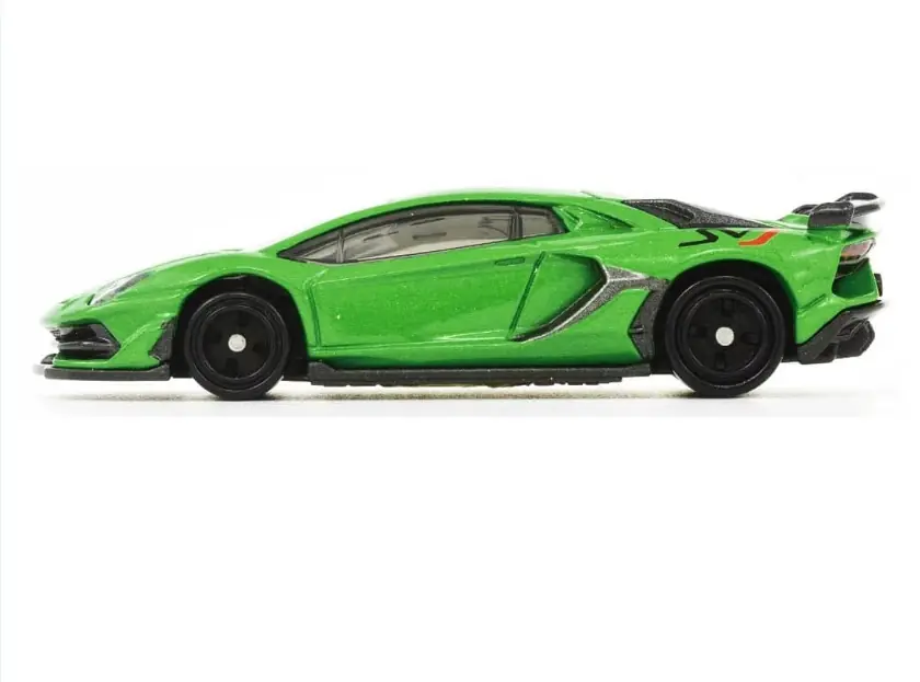 Tomica No.70 Lamborghini Aventador SVJ