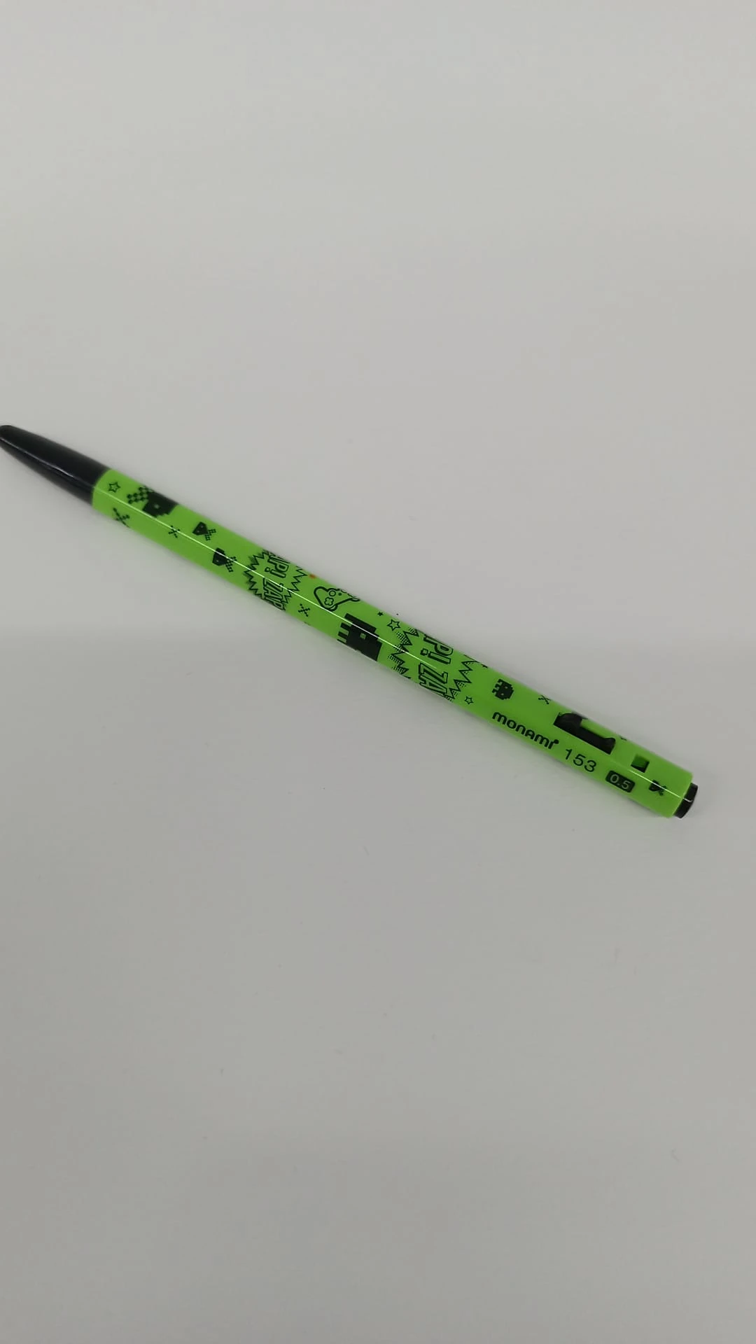 monami 153 kiss 0.5 tükenmez kalem- yeşil