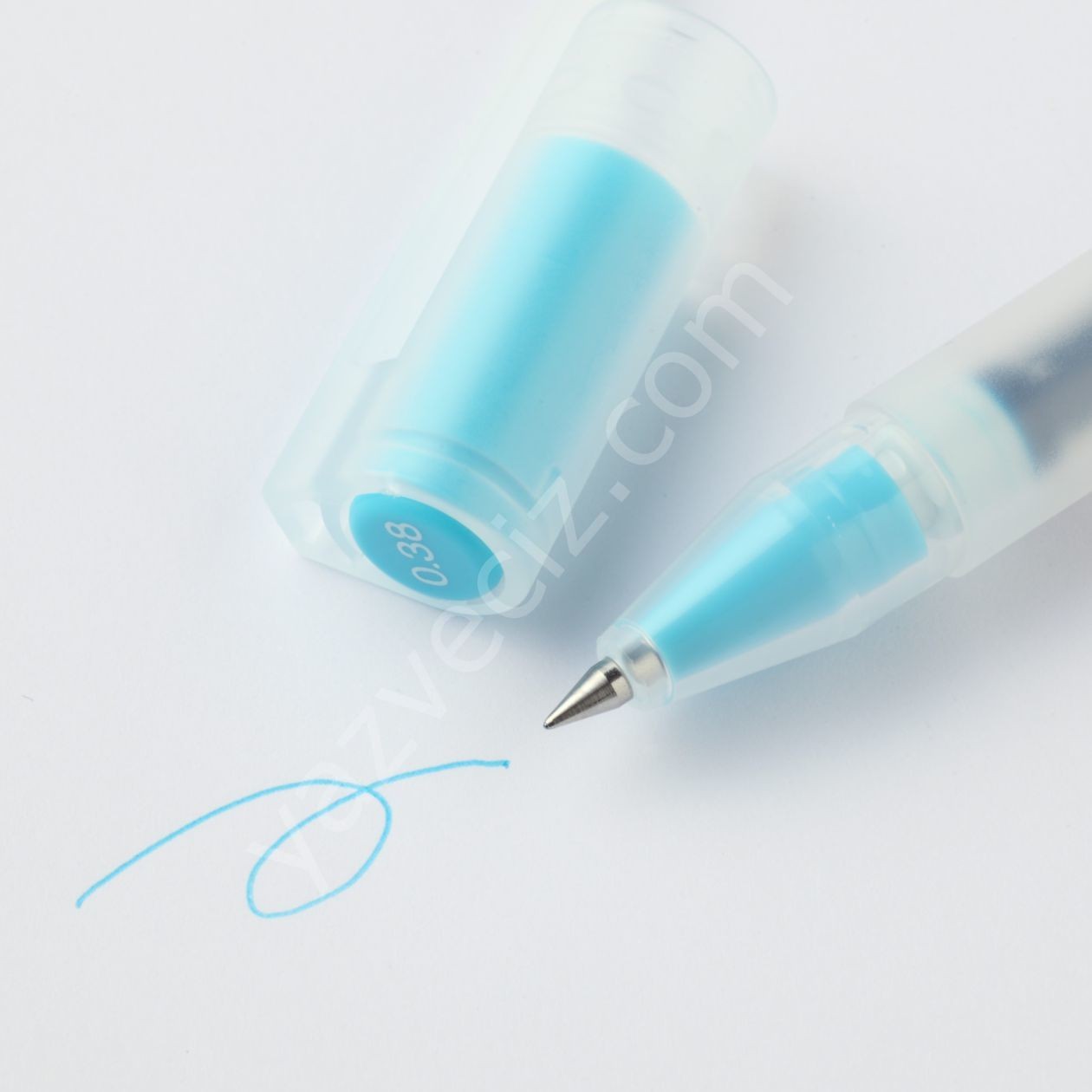 Muji Polypropylene Gel ink Ballpoint Pen Cap Style 0,38mm Light Blue,Pastel Mavi Jel Kalem