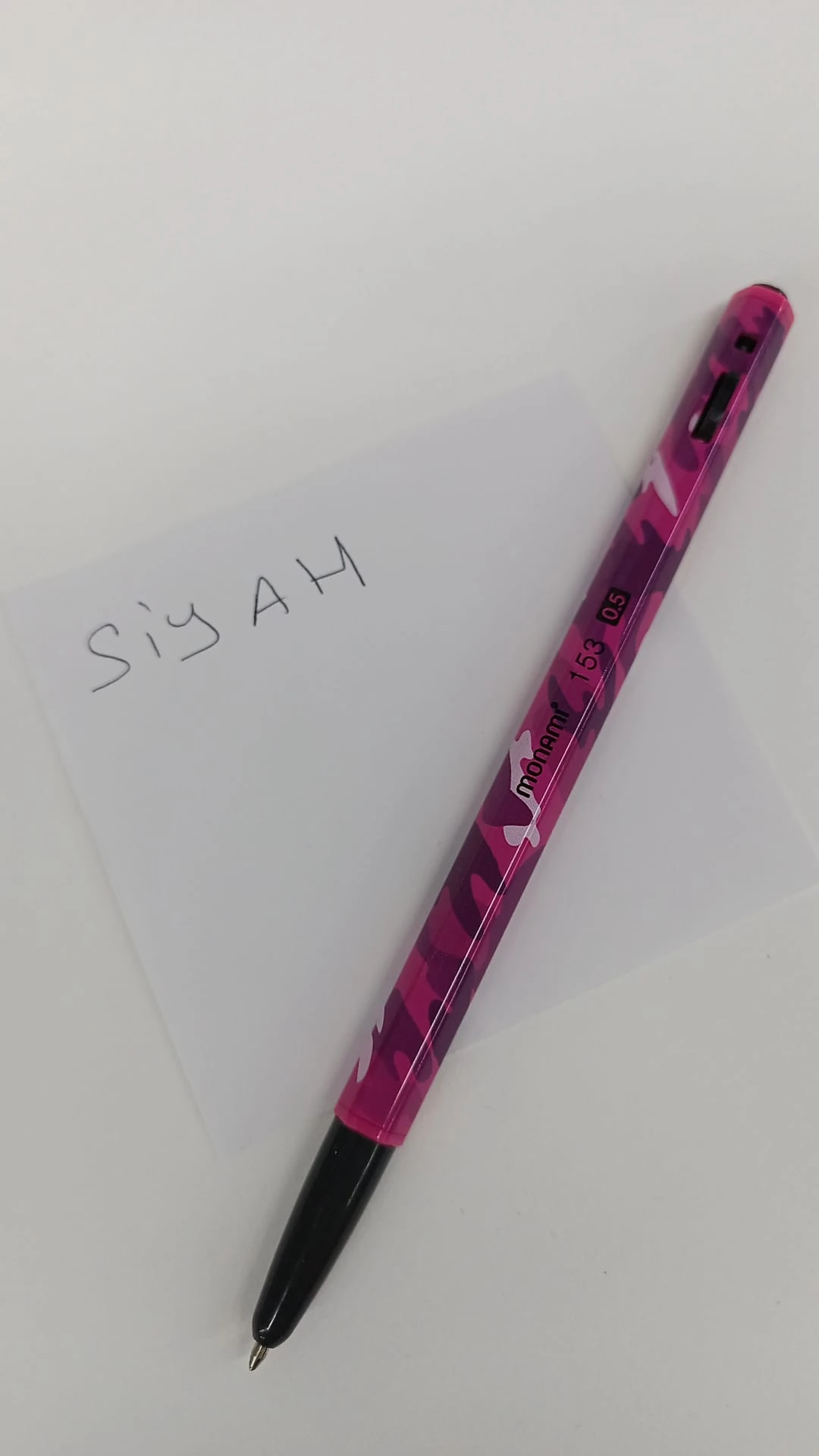 monami 153 kiss 0.5 tükenmez kalem- pembe kamuflaj