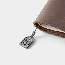 Traveler's Factory Charm - Bagaj Etiketi