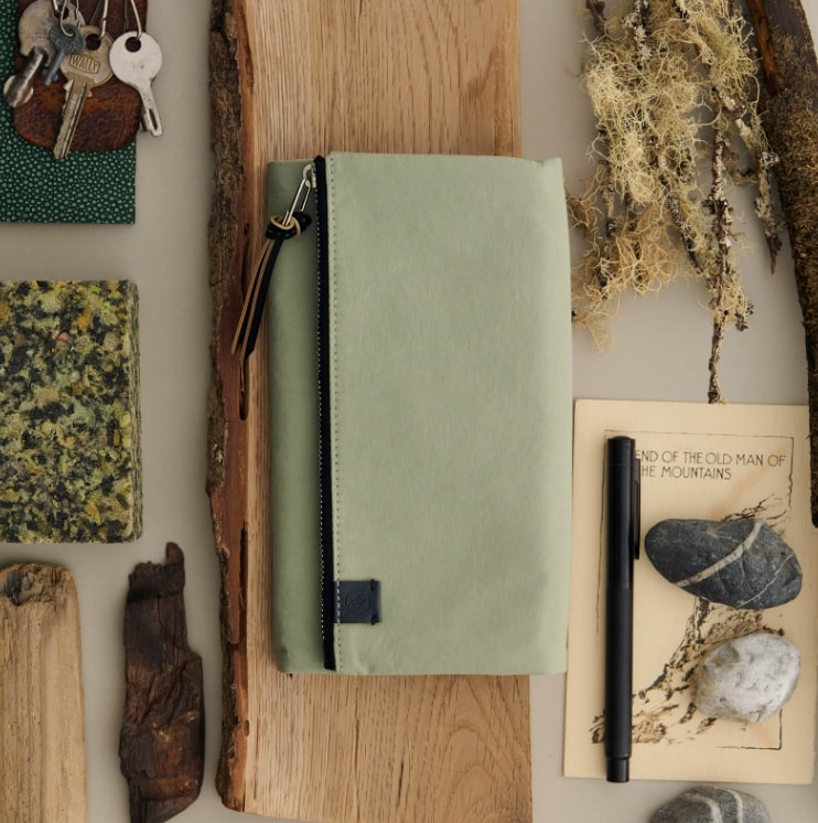 Kampanyalı Ön Ödeme Hobonichi Techo Weeks Cover - Tragen (Oakmoss)