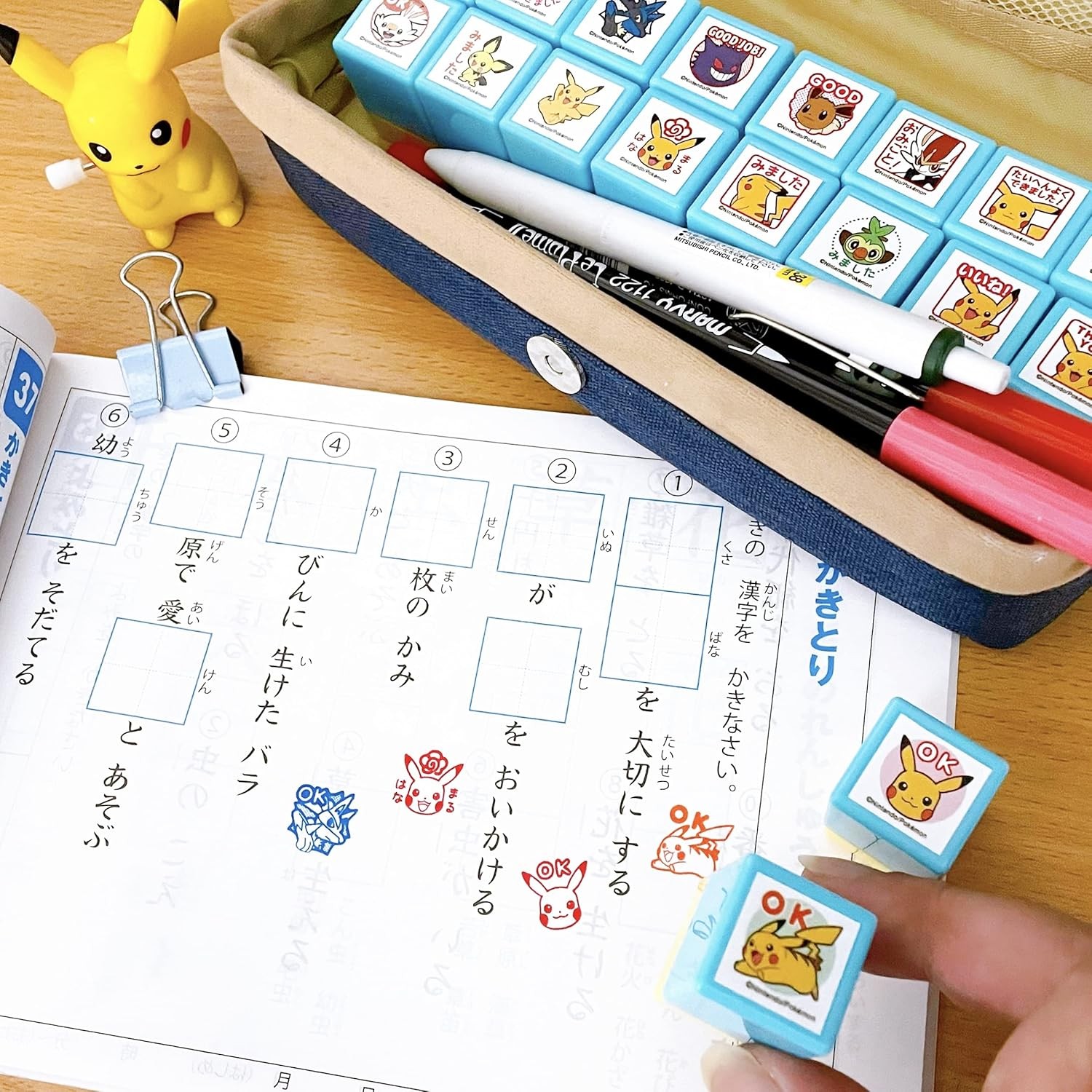 Pokemon Mini Pon Damgası Pikachu Mutlu - Mürekkep rengi: Pembe