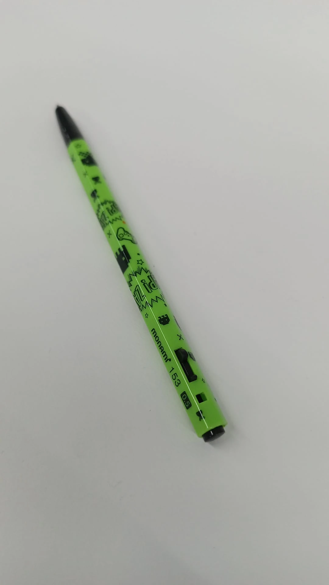 monami 153 kiss 0.5 tükenmez kalem- yeşil