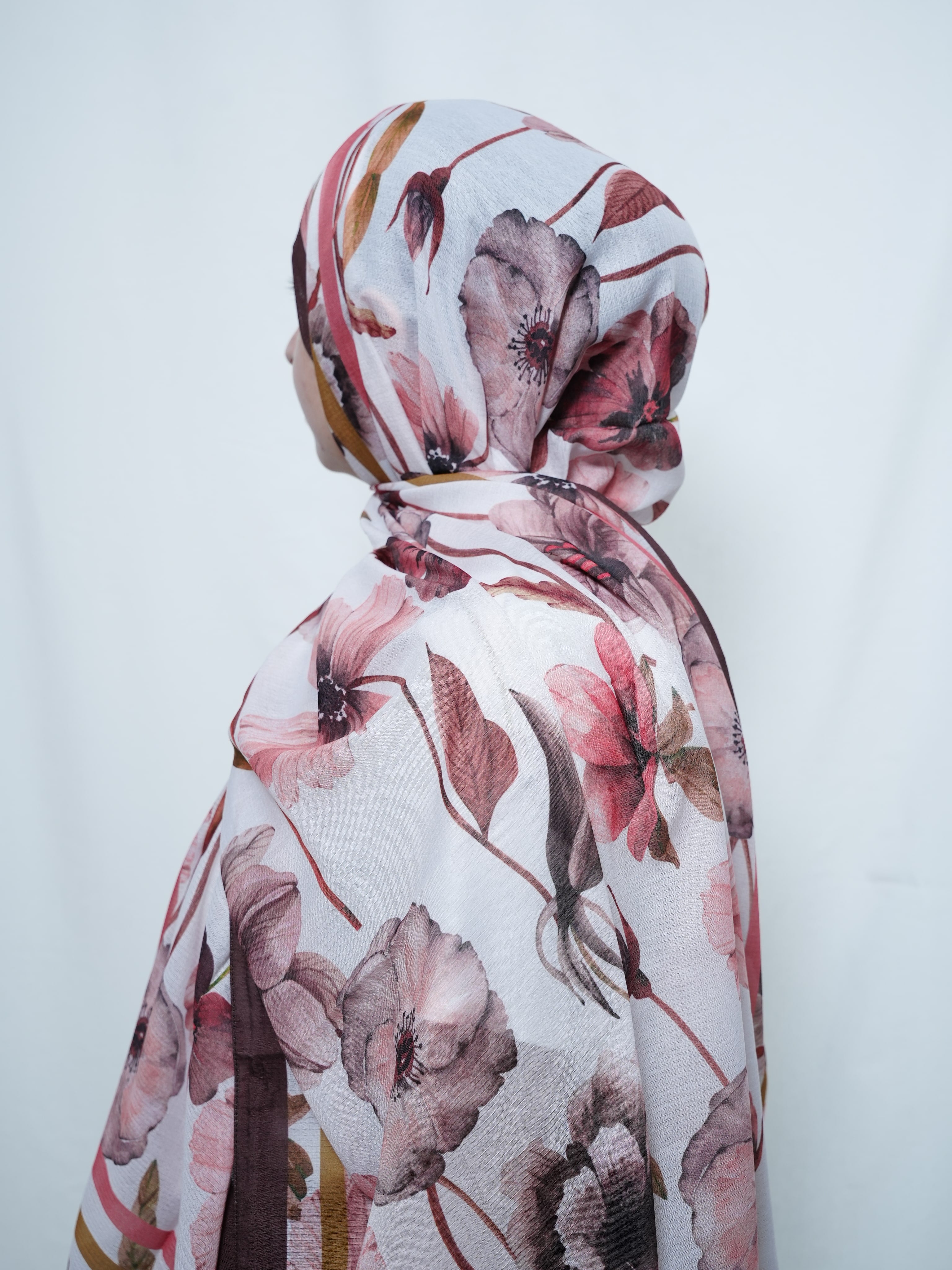 Lina Çiçek Desen Şal - Kahverengi main variant image