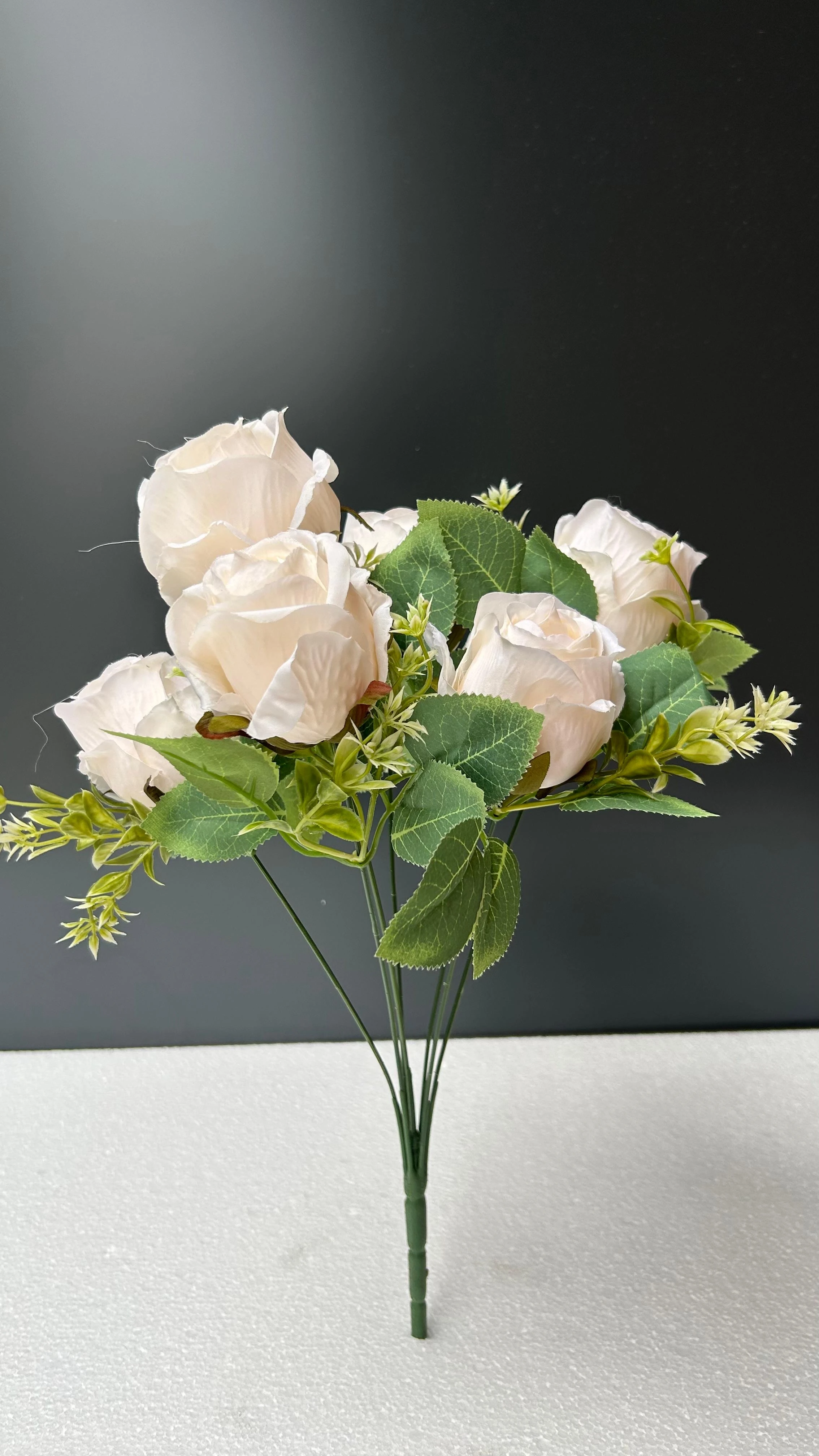 Yapay Çiçek Demet  Tomurcuk Gül Krem 7li