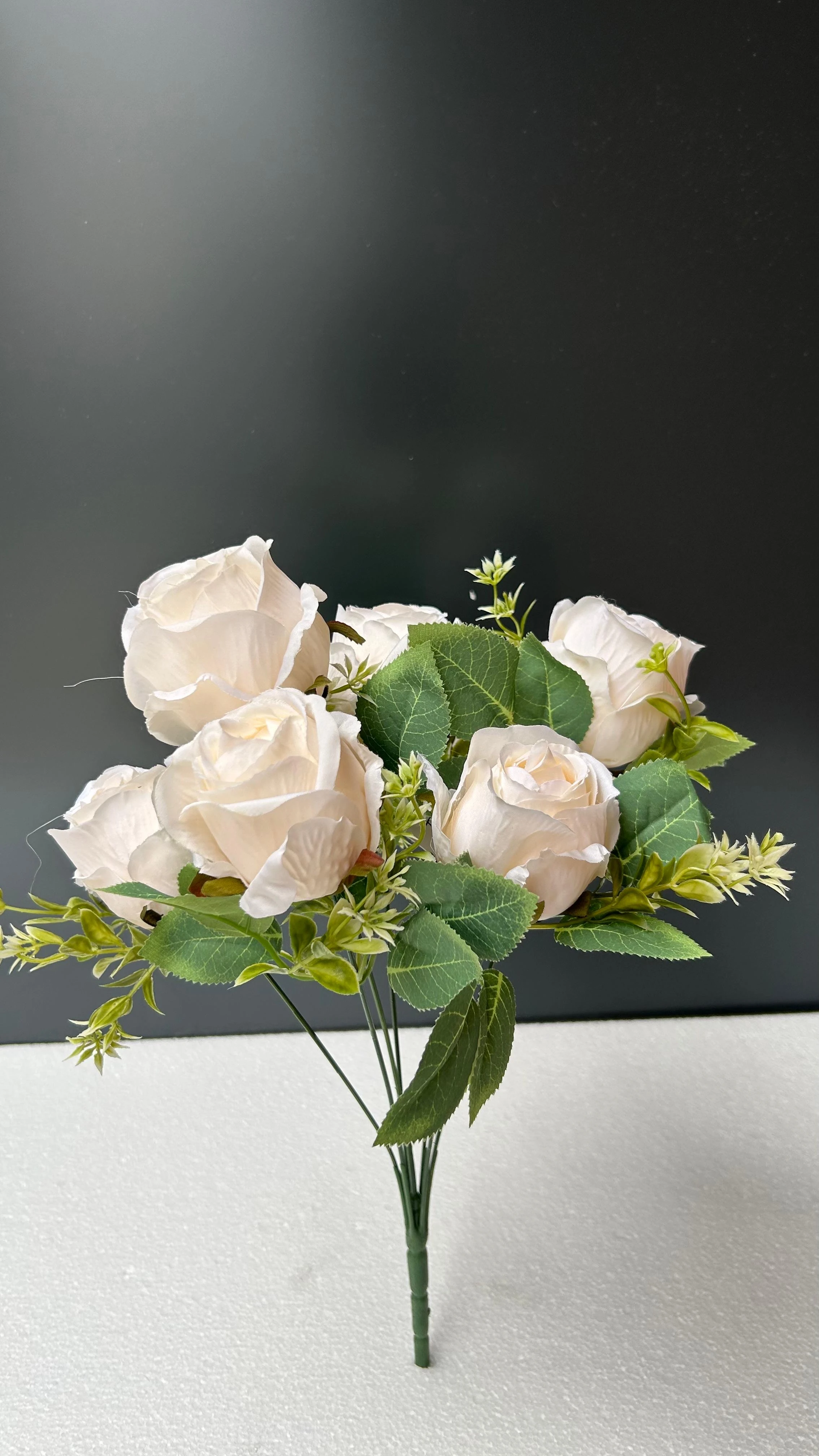 Yapay Çiçek Demet  Tomurcuk Gül Krem 7li