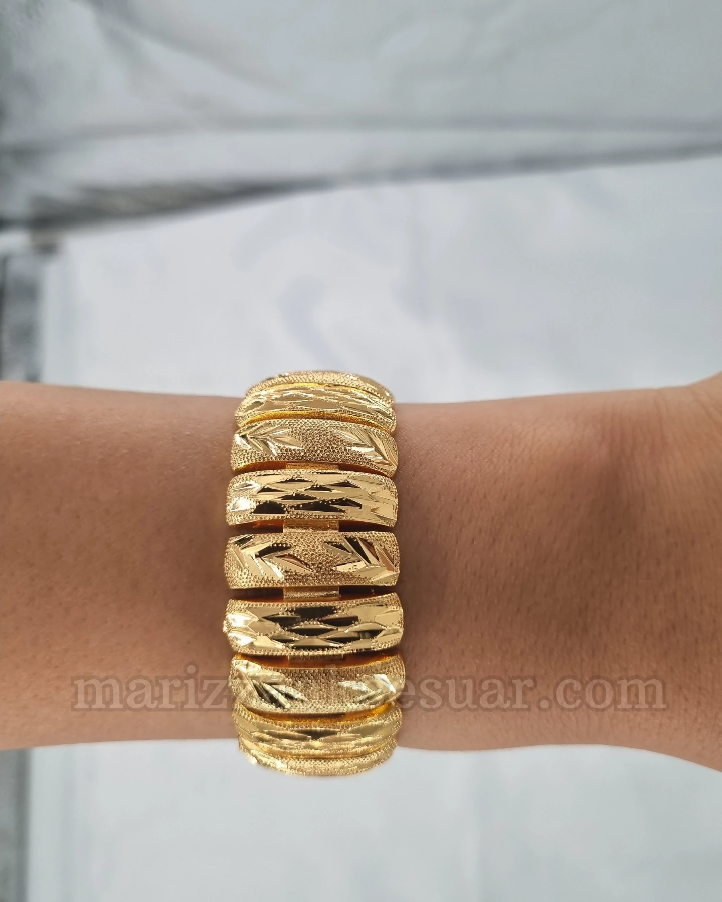 Düz Meltem Model Tasarım Altın Kaplama Bileklik