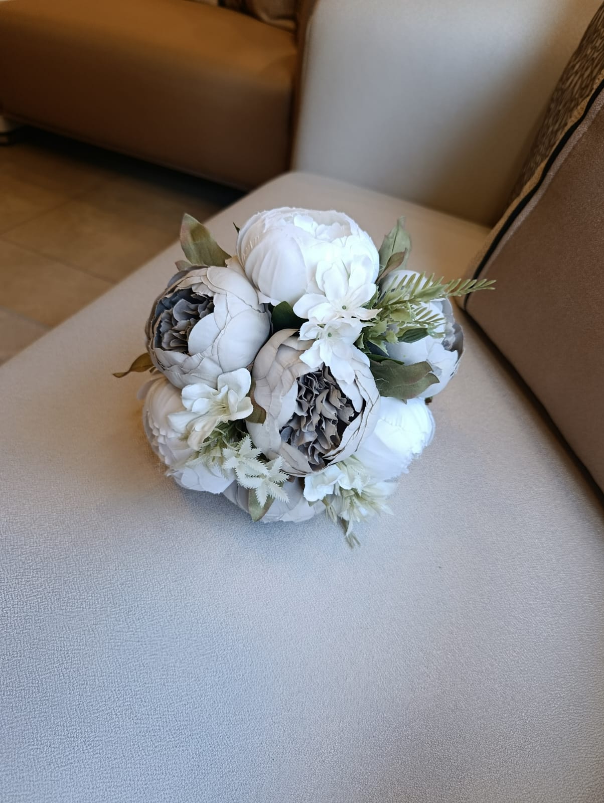 Gri Şakayık Gelin Buketi