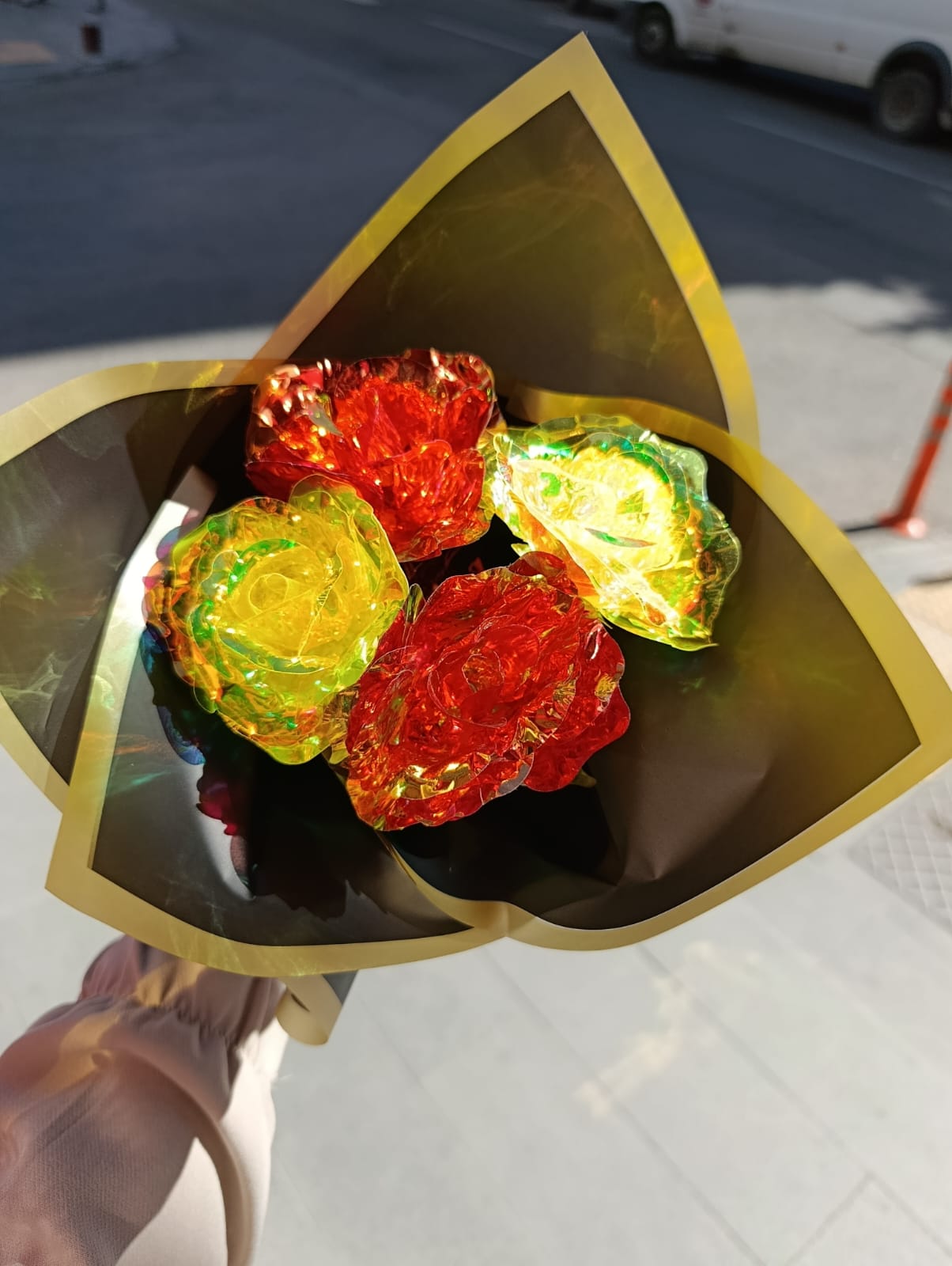 Sarı & Kırmızı Sonsuzluk Gülü Hediyelik