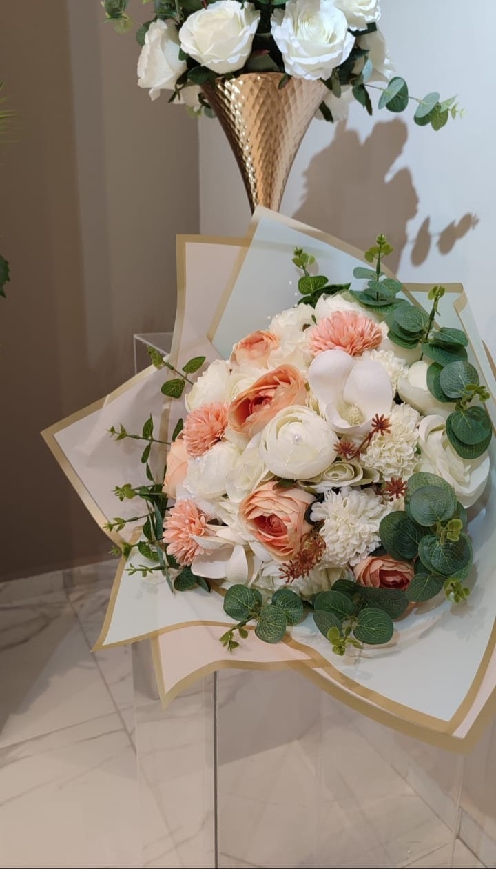 Şakayık İsteme Çiçeği