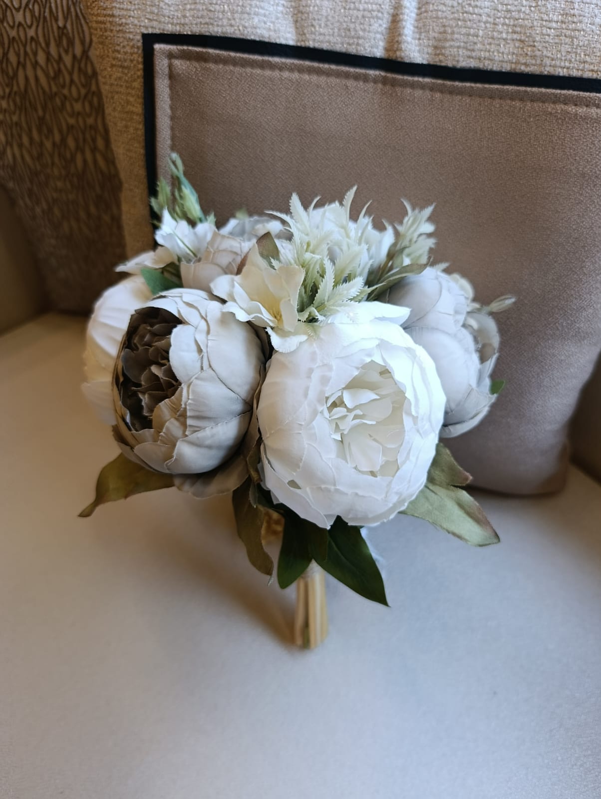 Gri Şakayık Gelin Buketi