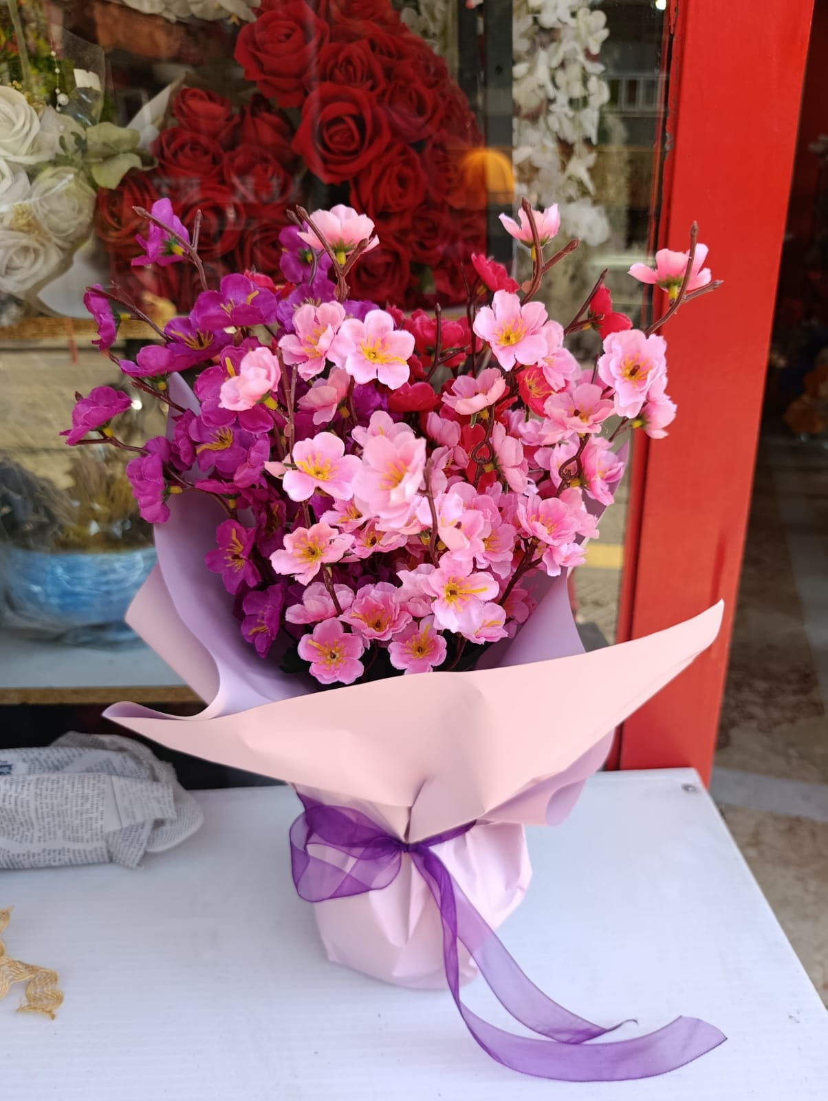 Vazoda Japon Kiraz Çiçeği Hediyelik