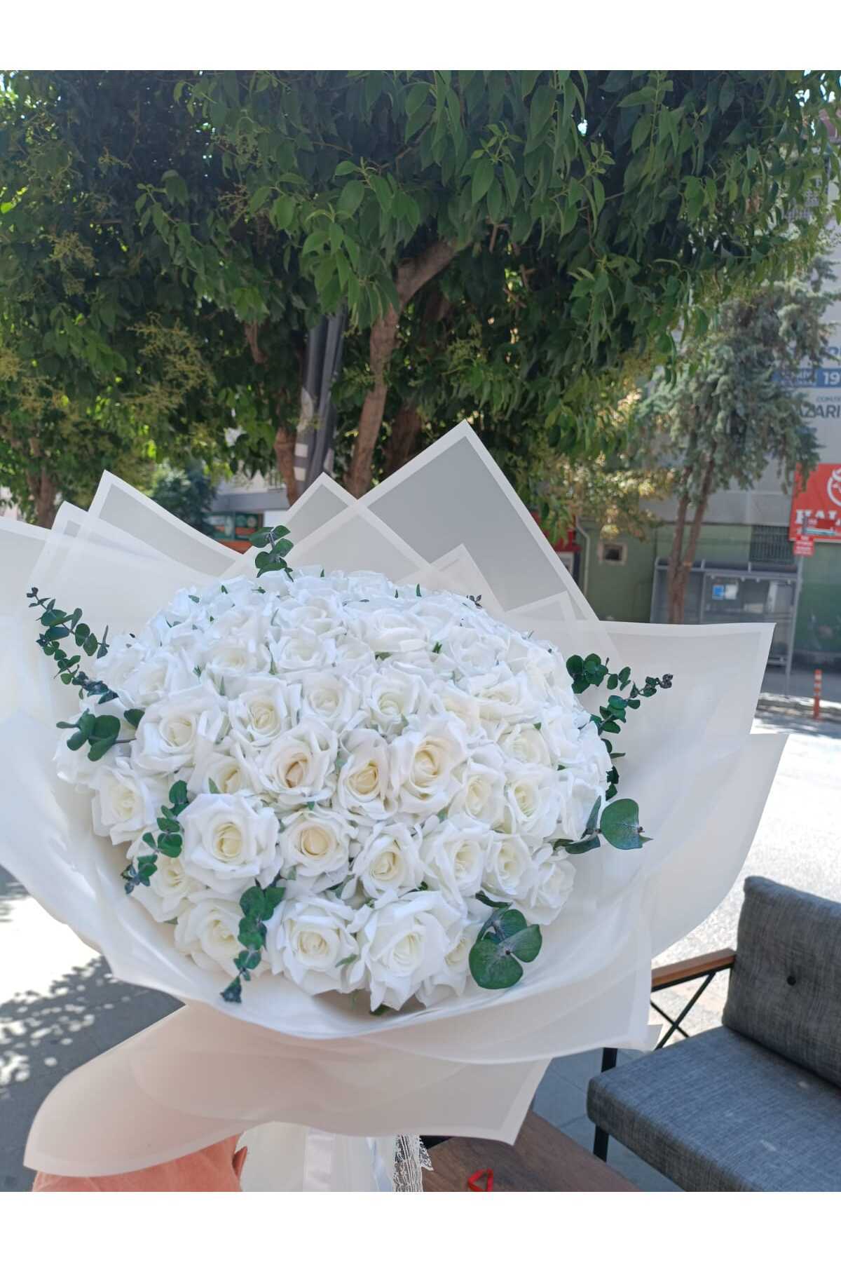 50 Beyaz Gül Isteme Buketi