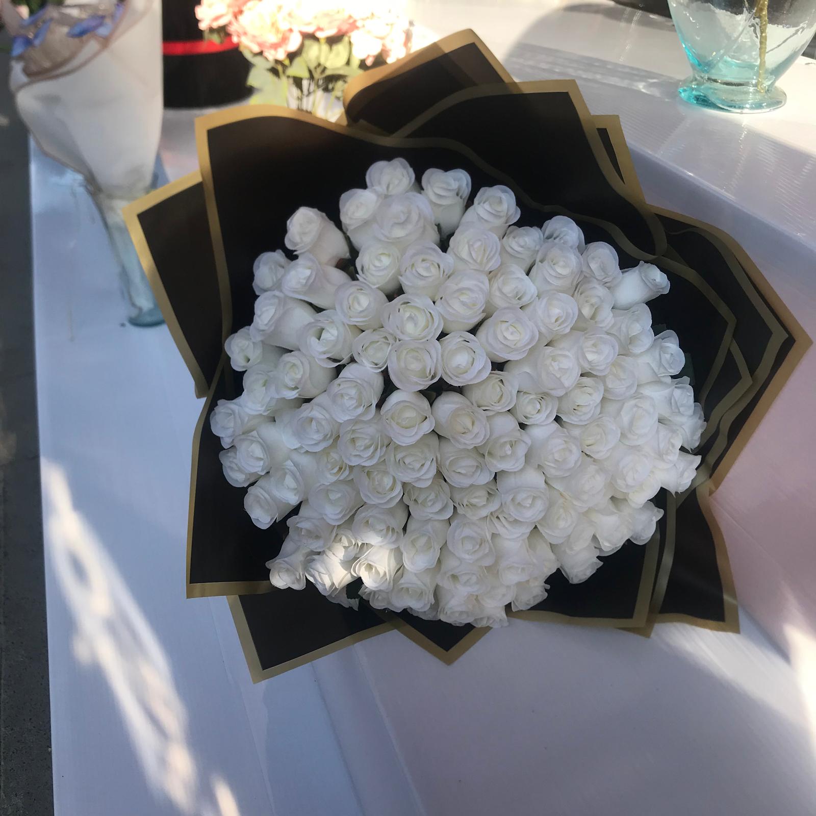 71'li Beyaz Gül İsteme, Söz, Nişan Çiçeği