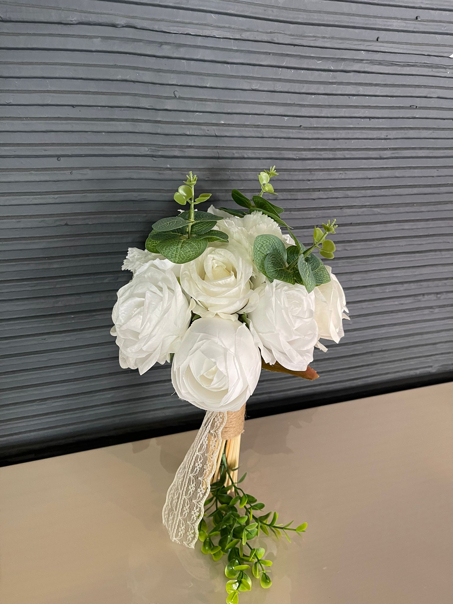 Okaliptuslu Krem Gelin Buketi