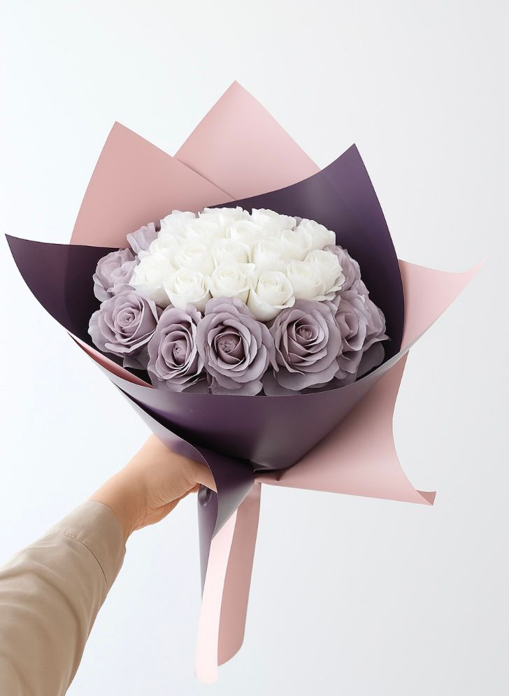 Mor & Beyaz İsteme Çiçeği