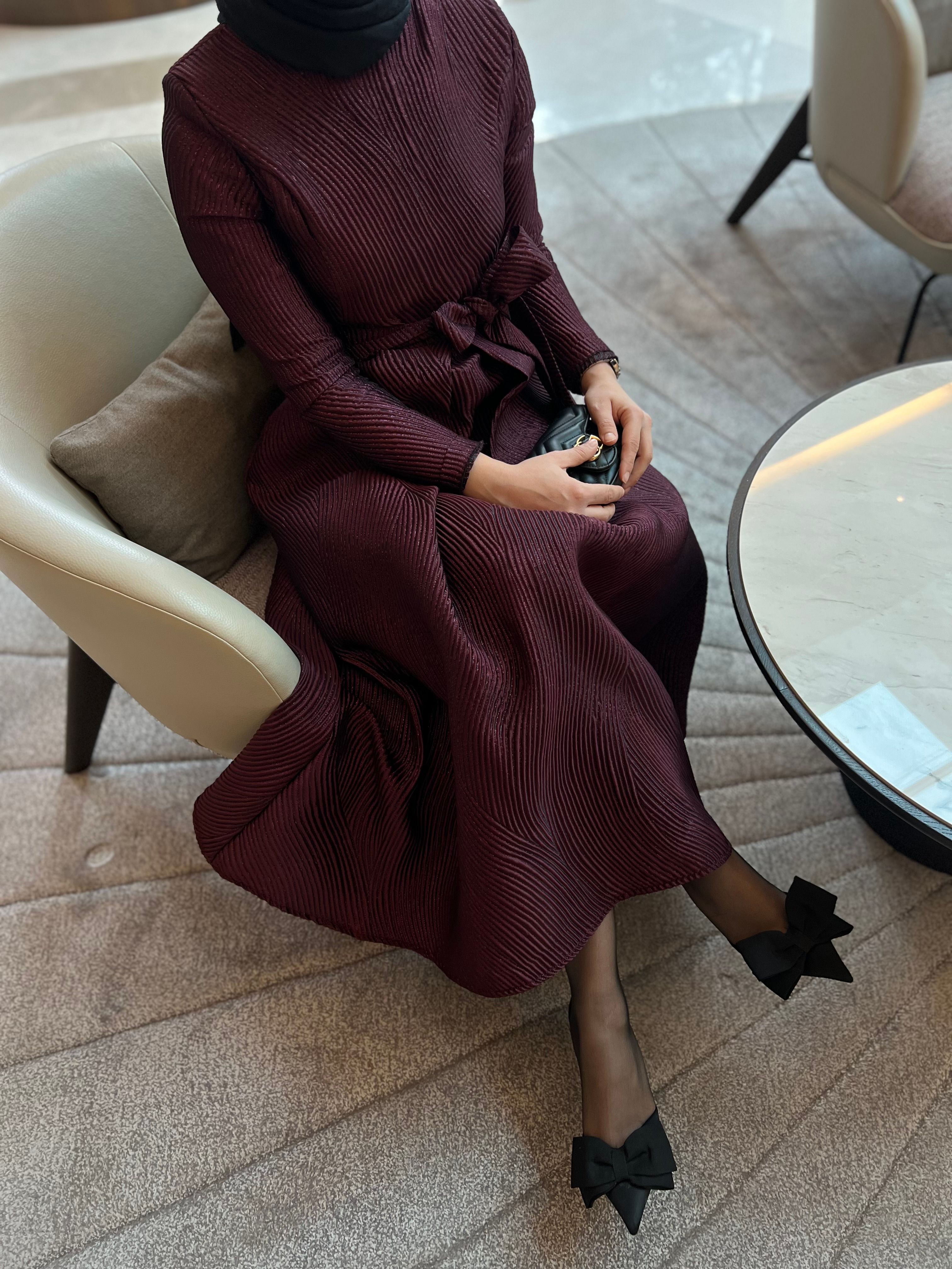 Alya Elbise Bordo 