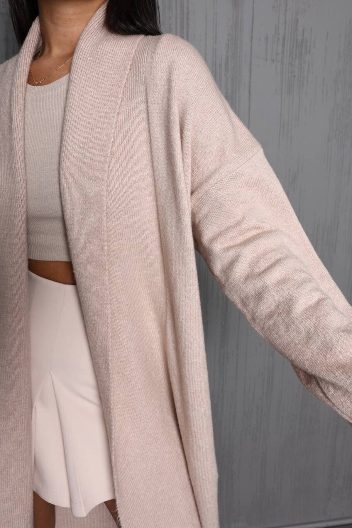 Ekru Oversize Uzun Hırka