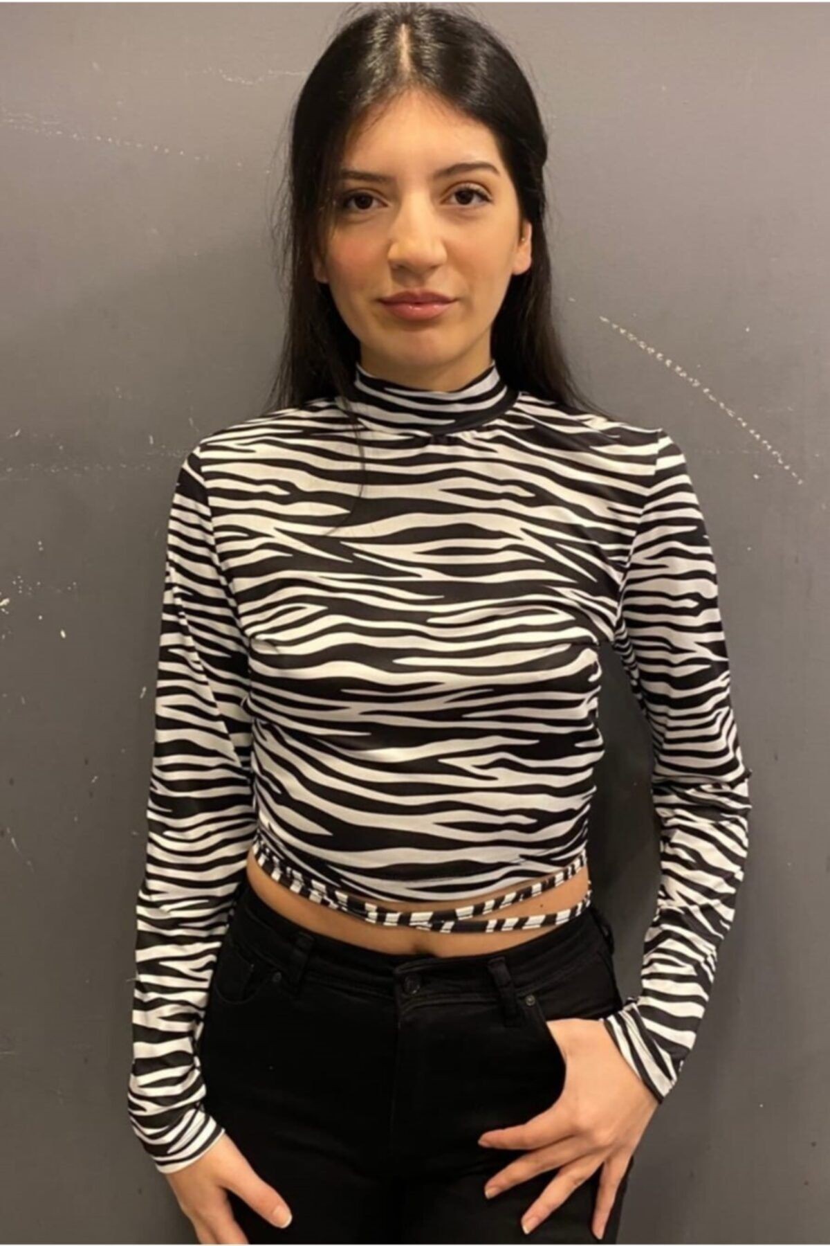 Zebra Desenli Sırt Dekolteli Body