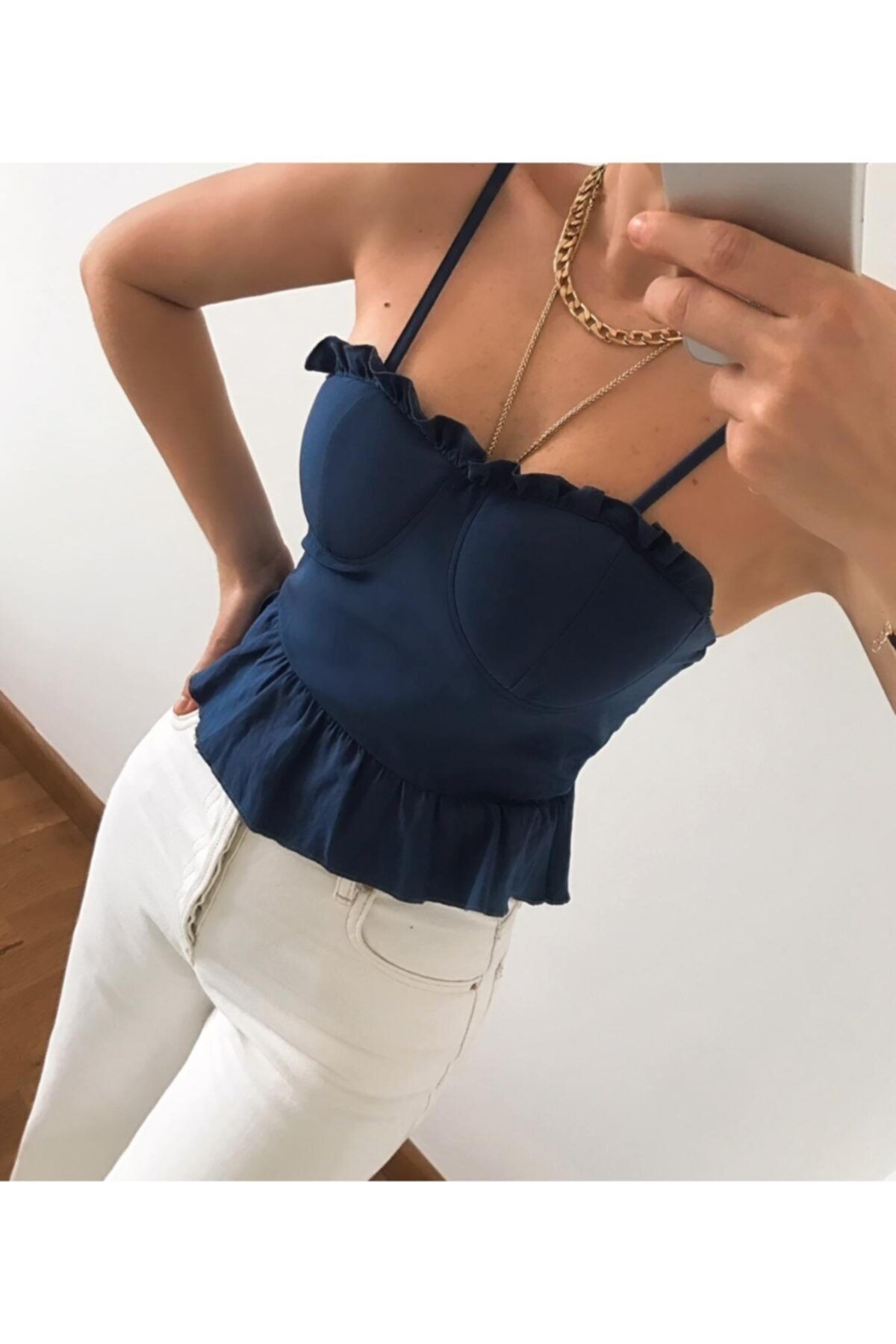 Volanlı Lacivert Bluz