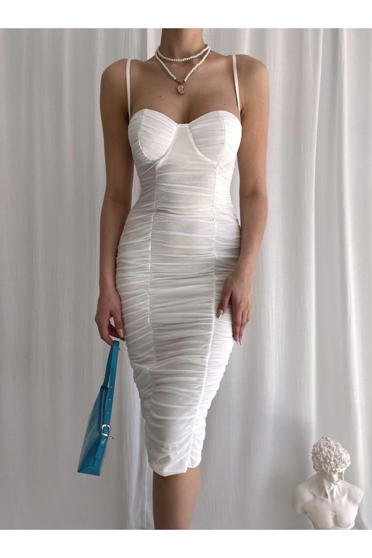 Beyaz Ince Askılı Full Drapeli Elbise