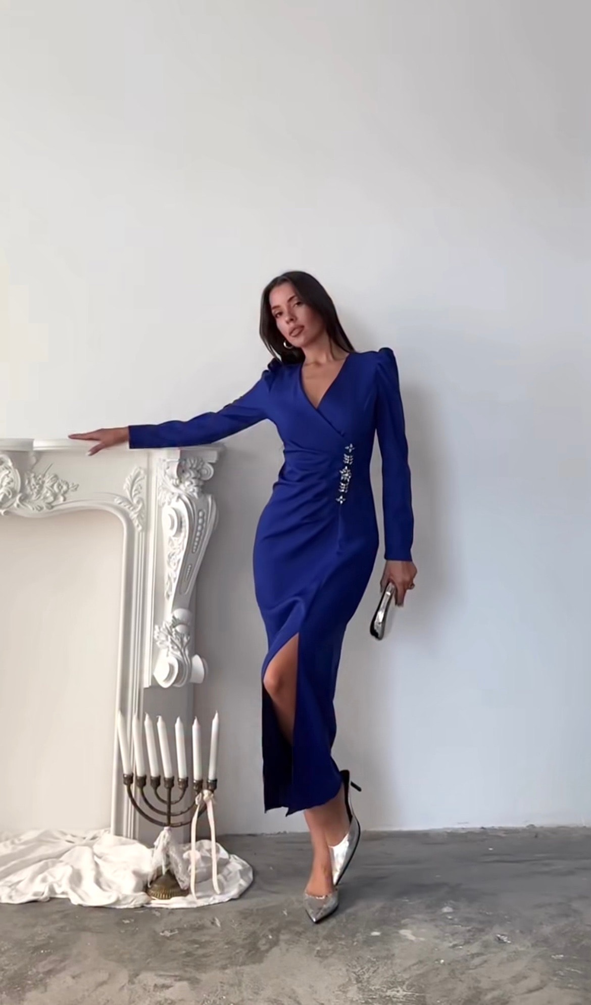 Saks Mavi Taş Baskılı Yırtmaçlı Elbise