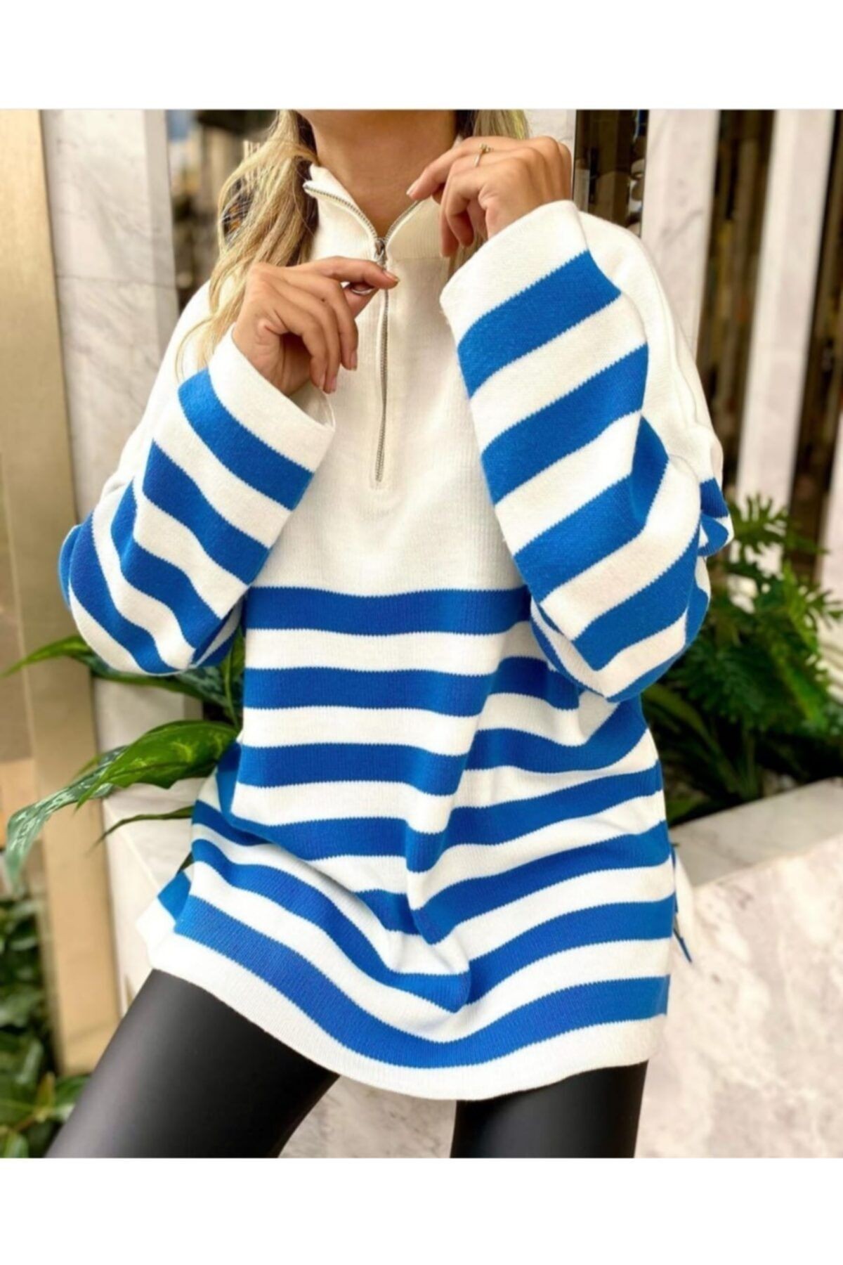 Mavi Çizgili Oversize Triko Kazak