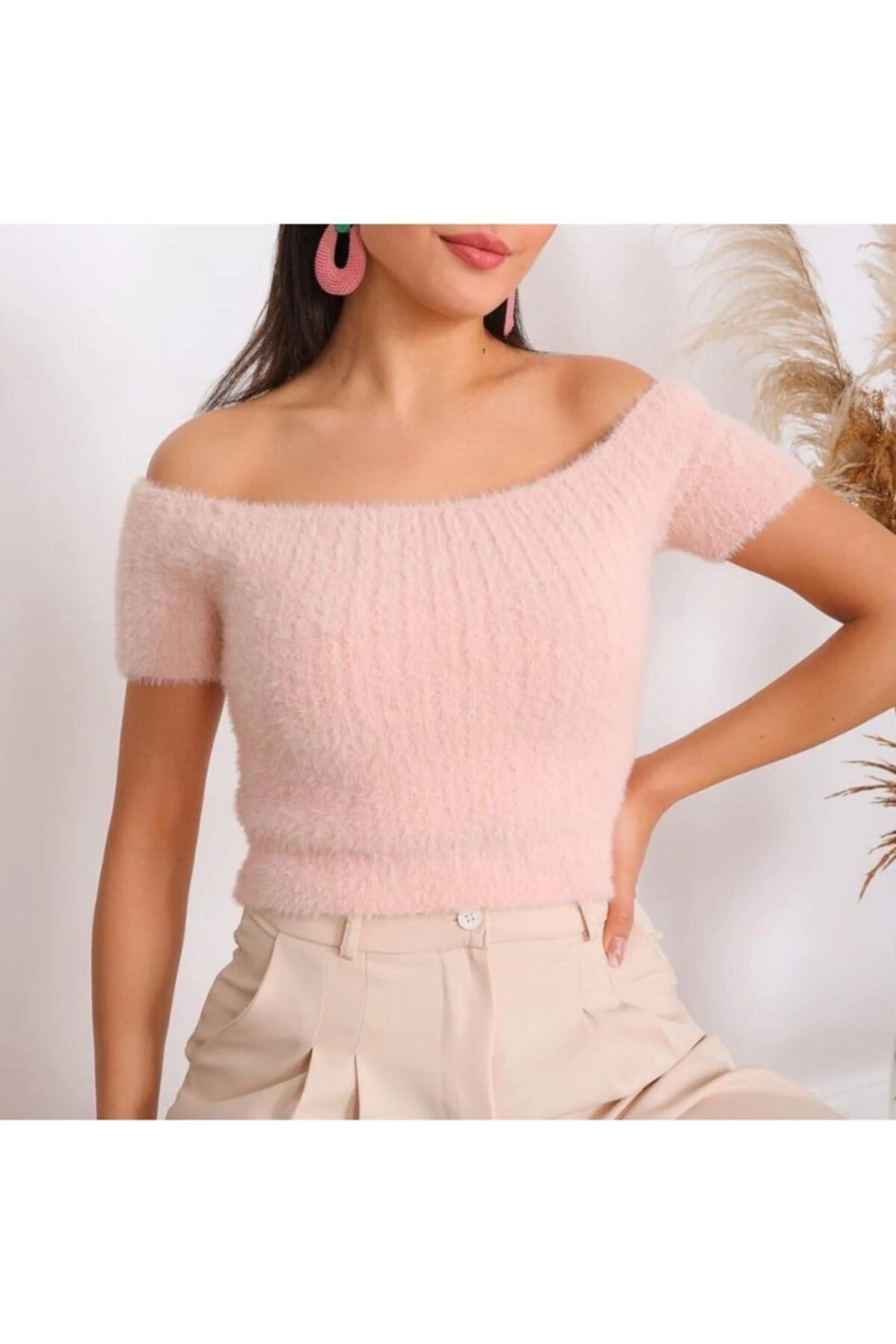 Kadın Açık Pembe Kayık Yaka Yumoş Kazak