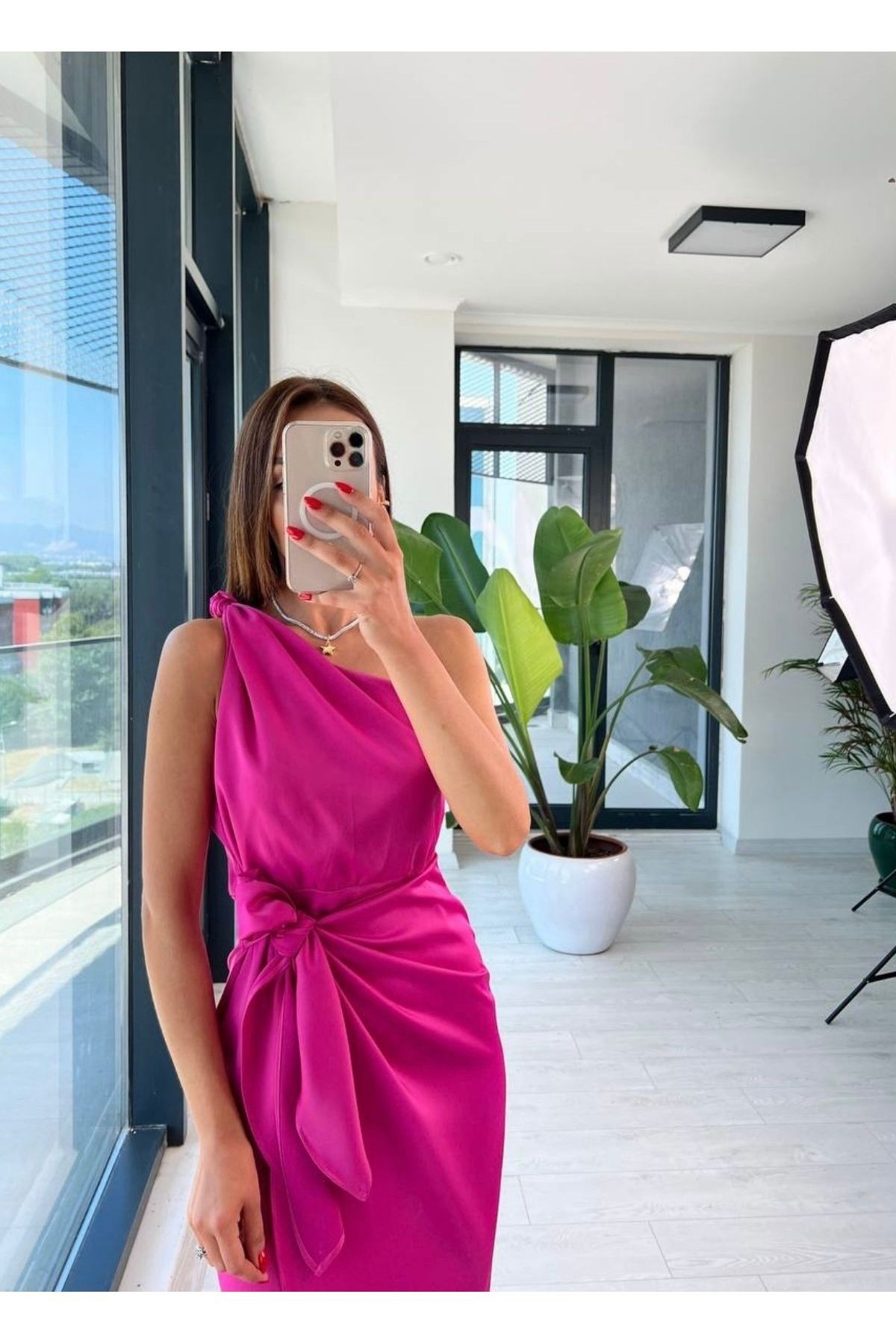 Pembe Tek Kol Saten Midi Elbise