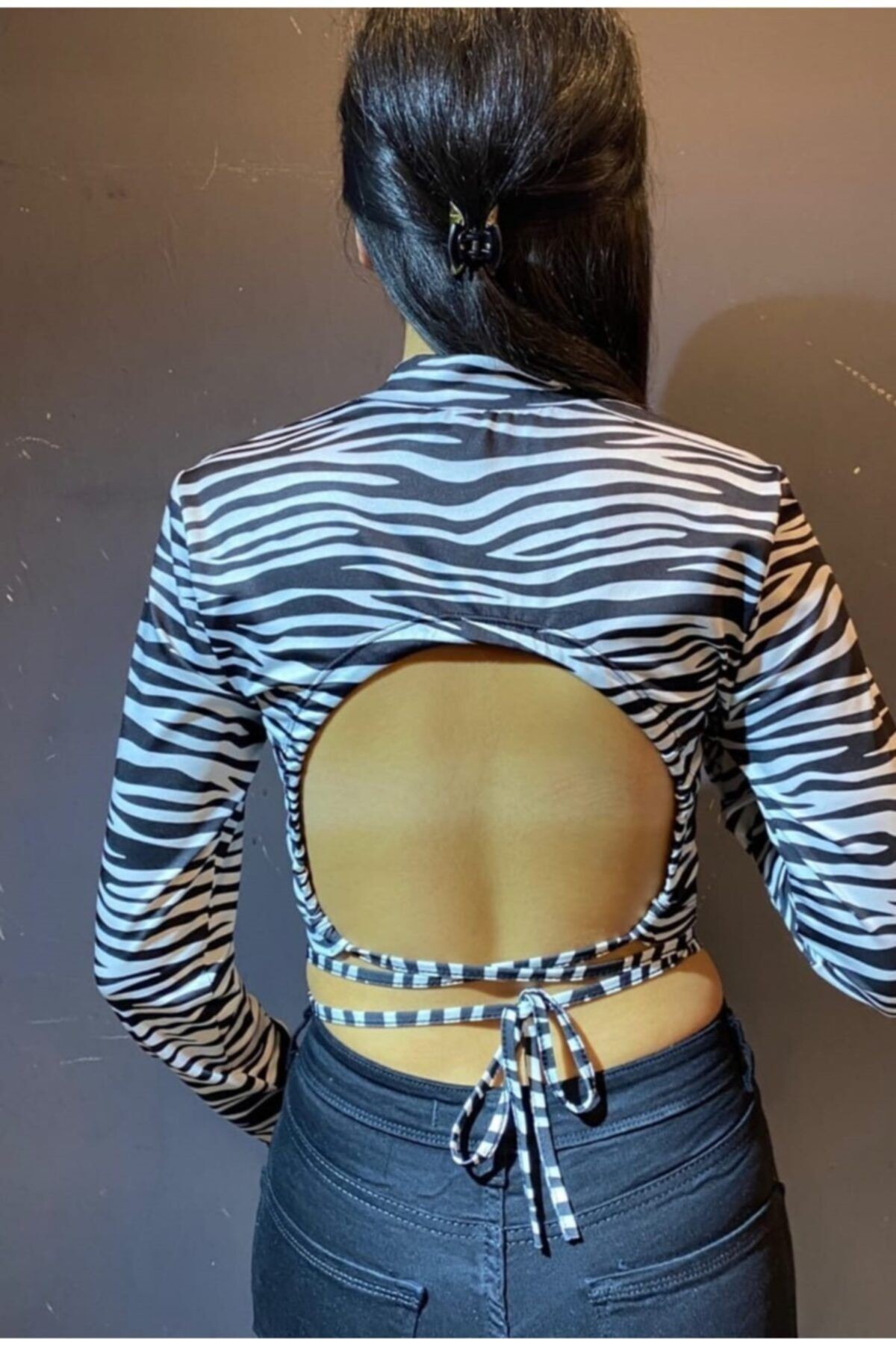 Zebra Desenli Sırt Dekolteli Body