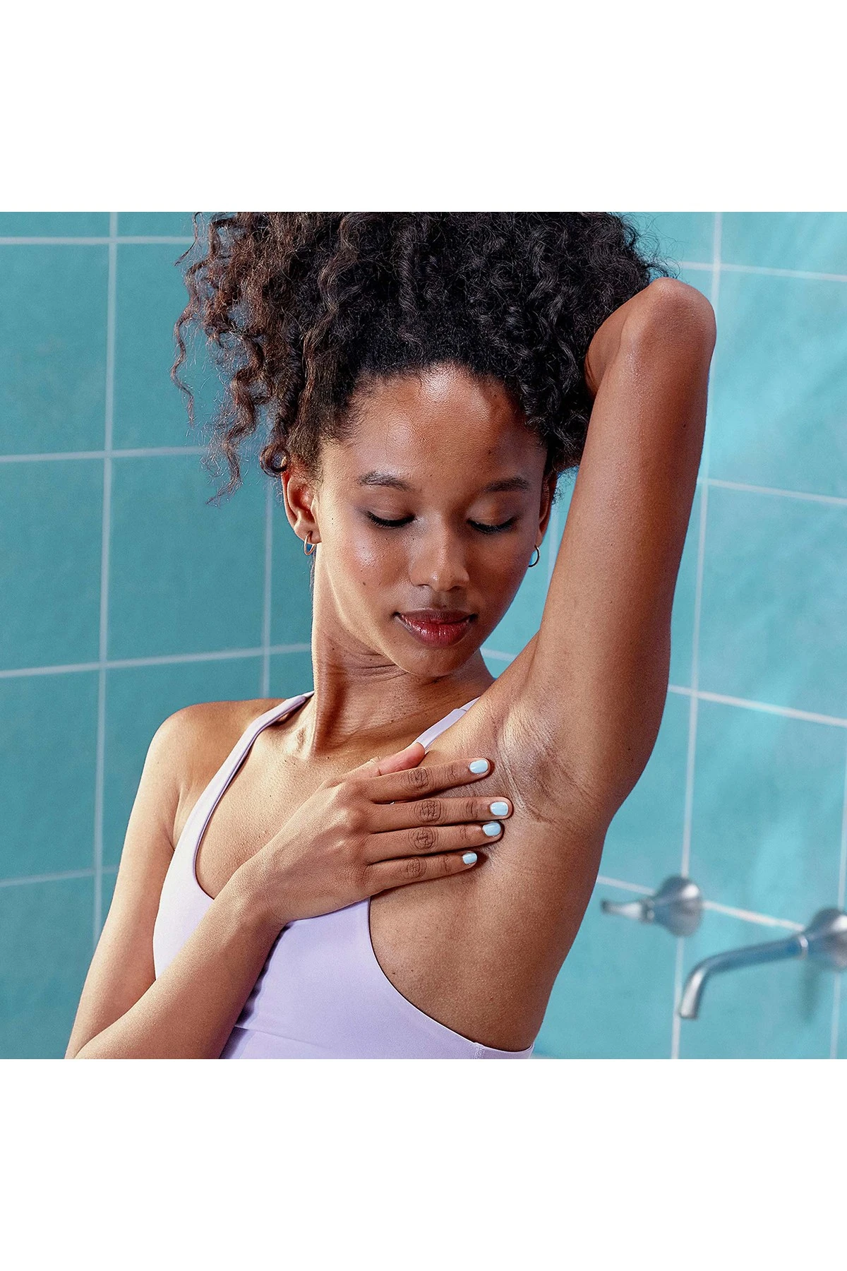 Gillette Venus Simply Venus 3 Miami Tıraş Makinesi Gövdesi + 4 Bıçak