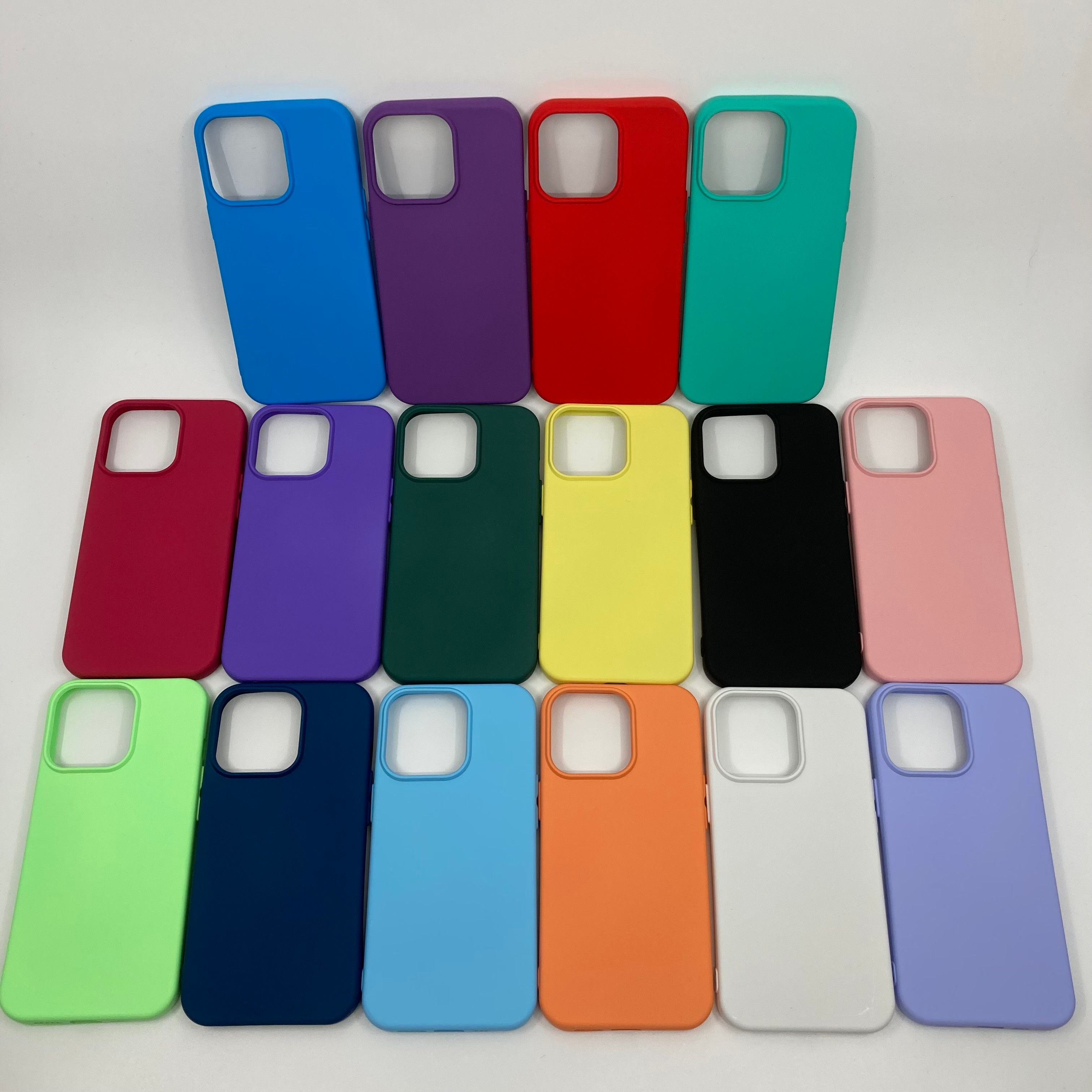 iPhone 13 Pro İçi Kadife Pastel Renk Silikon Kılıf