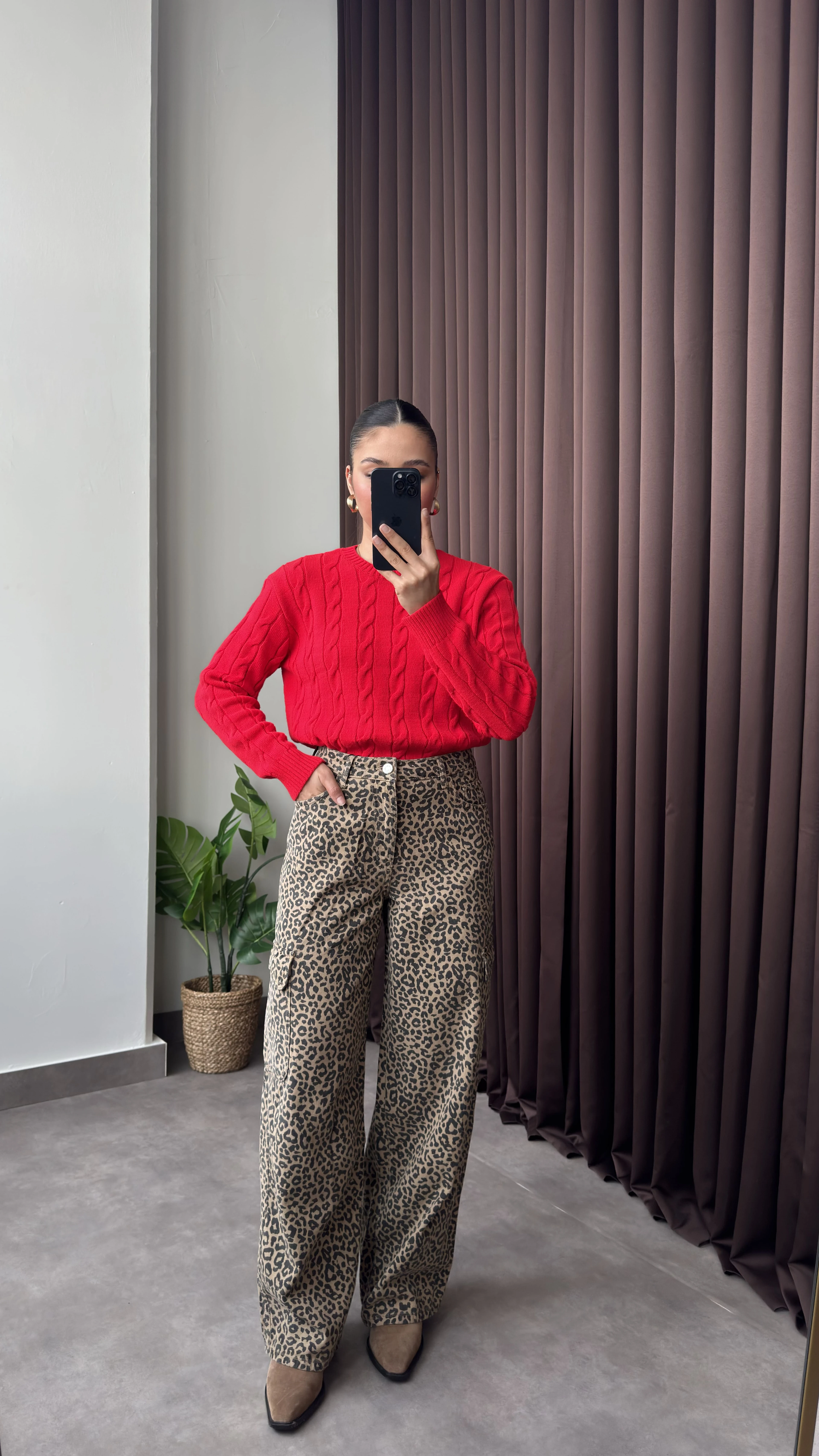 Yüksek Bel Leopar Desenli Bol Kesim Camel Kargo Cepli Jean