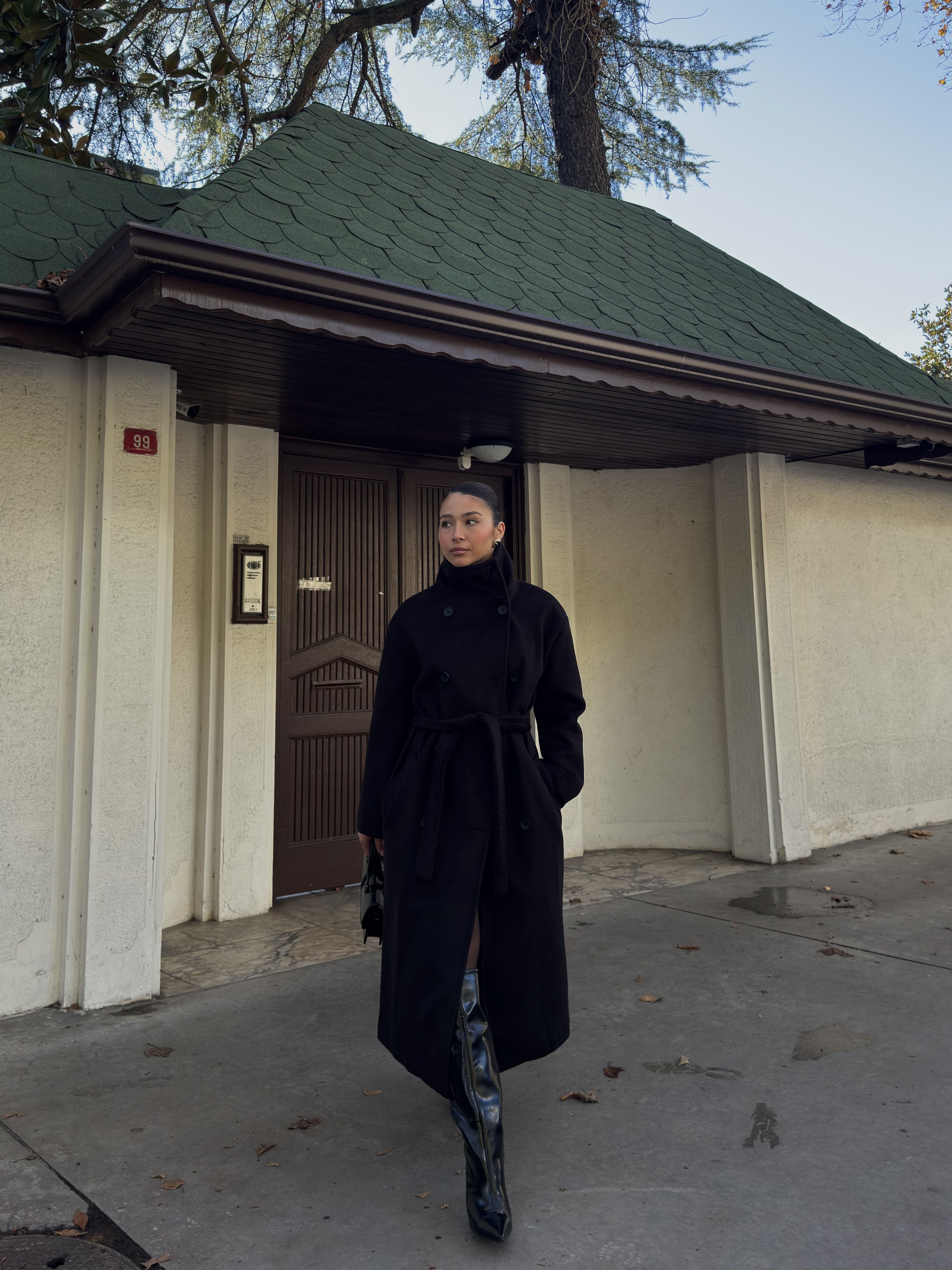 Dik Yaka Kaşe Kaban - Siyah