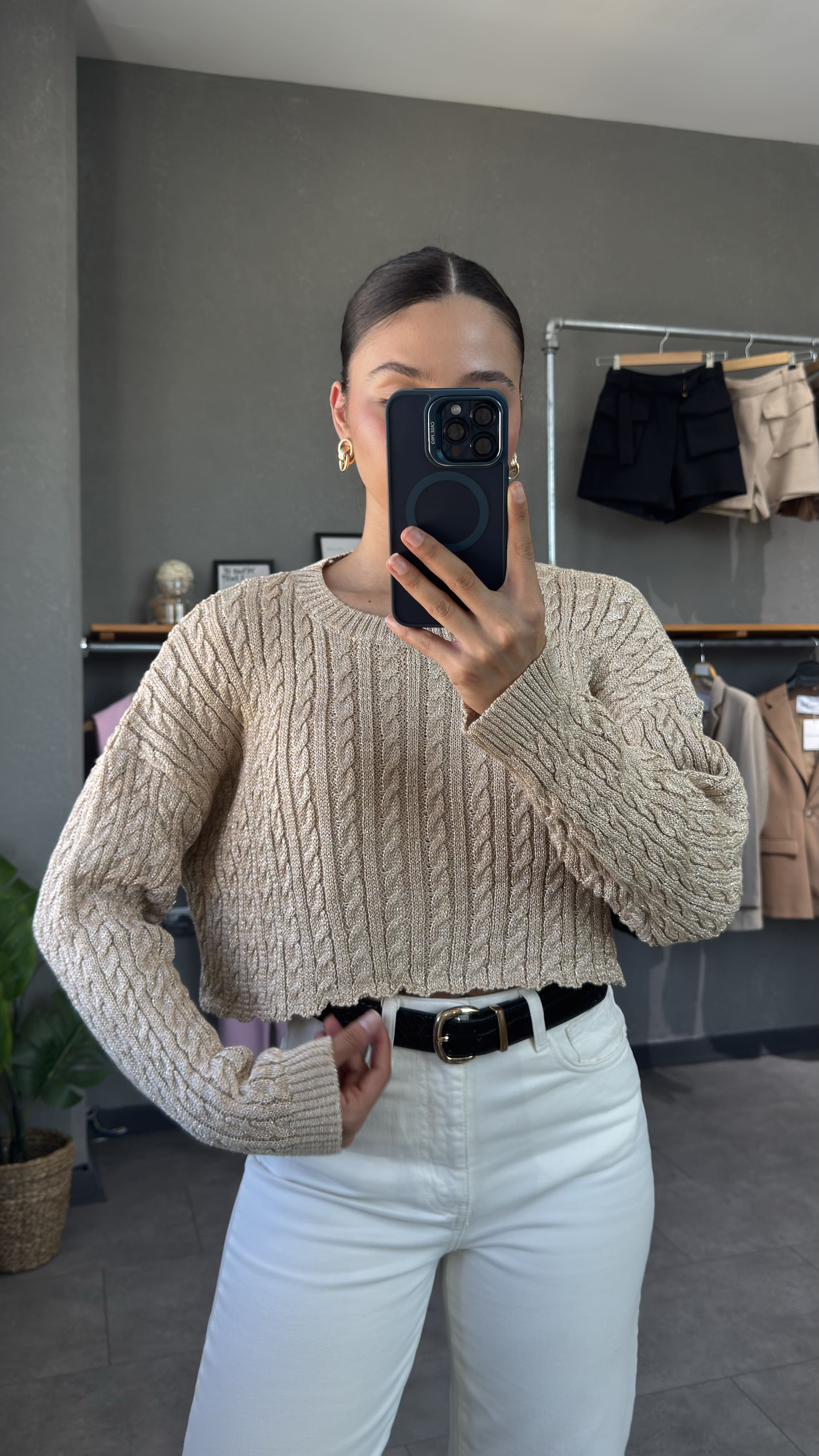 Bisiklet Yaka Saç Örgülü Simli Crop Bej Kadın Kazak