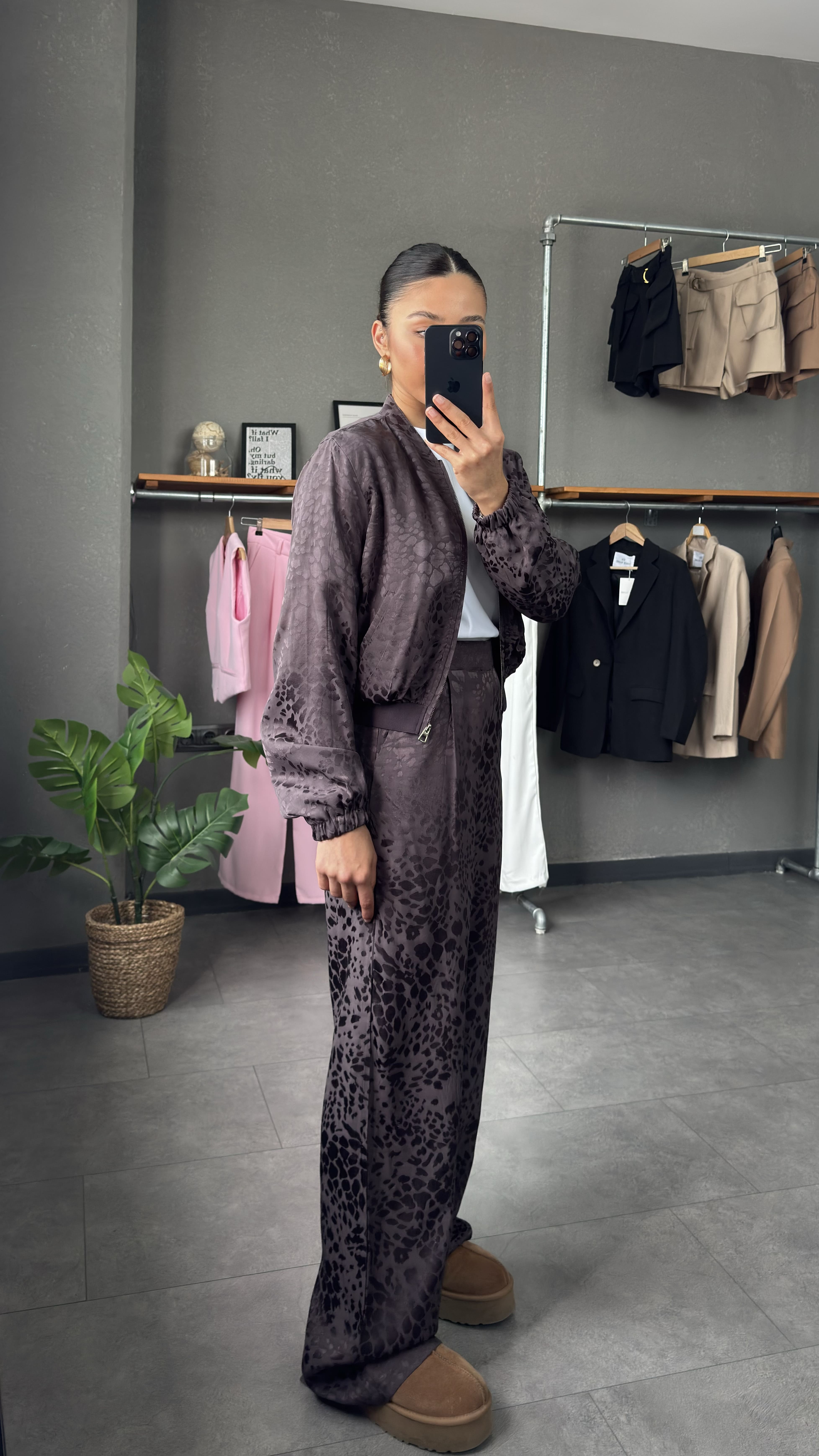 Leopar Desenli Saten Bomber Ceket Pantolon Takım