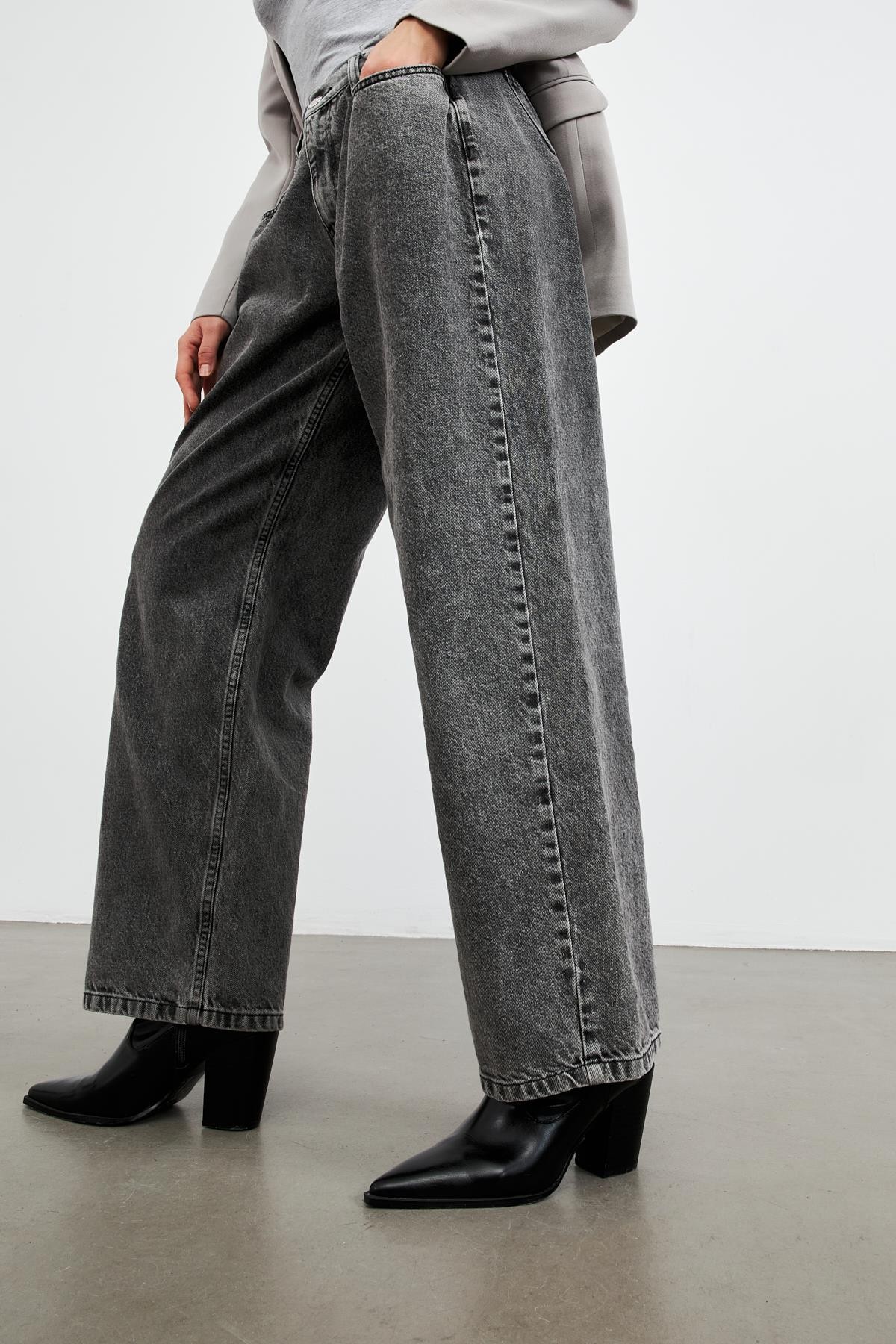 Beli Düğmeli Franky Kadın Füme Jean