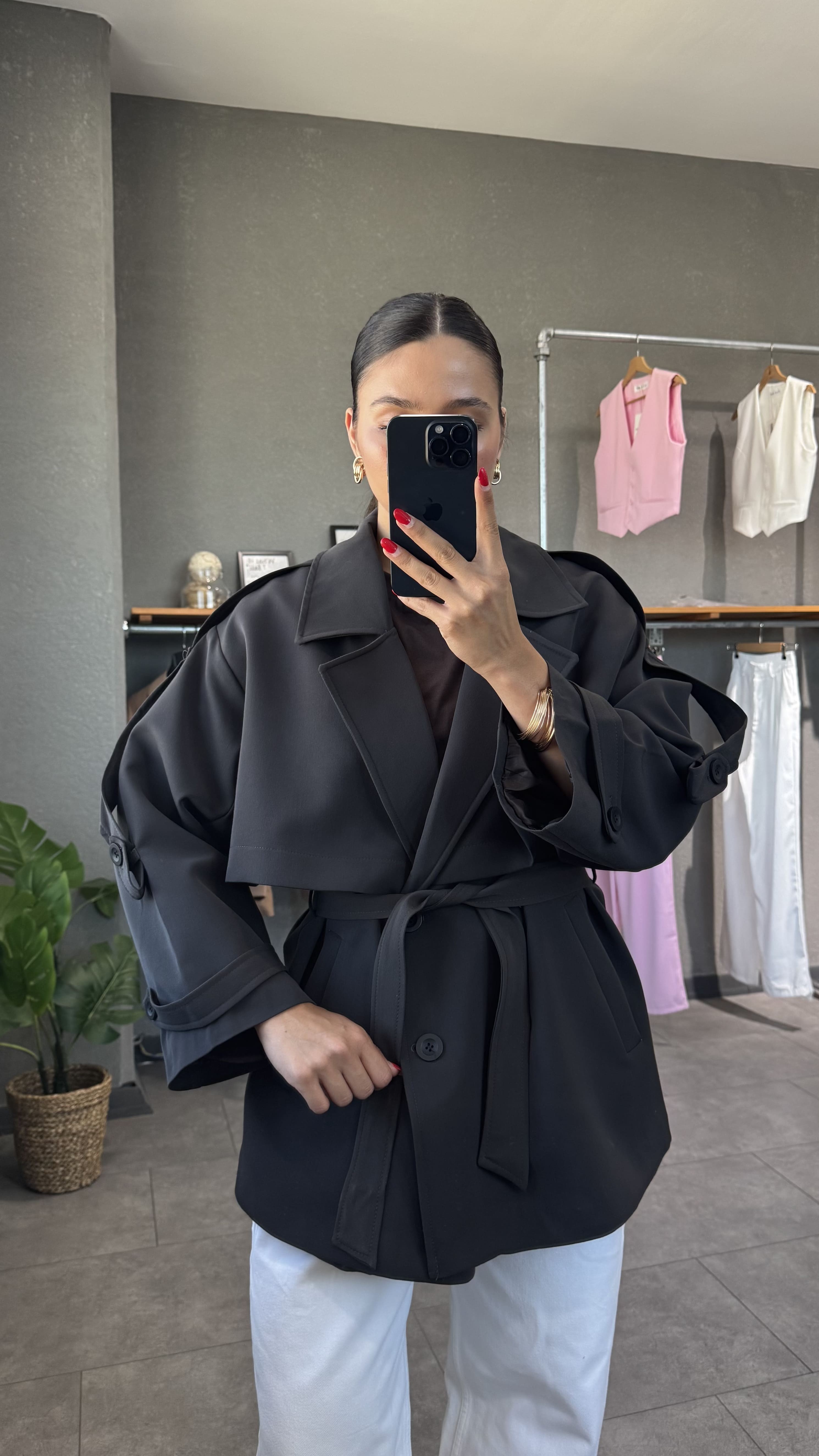 Oversize Kuşaklı Kısa Trençkot