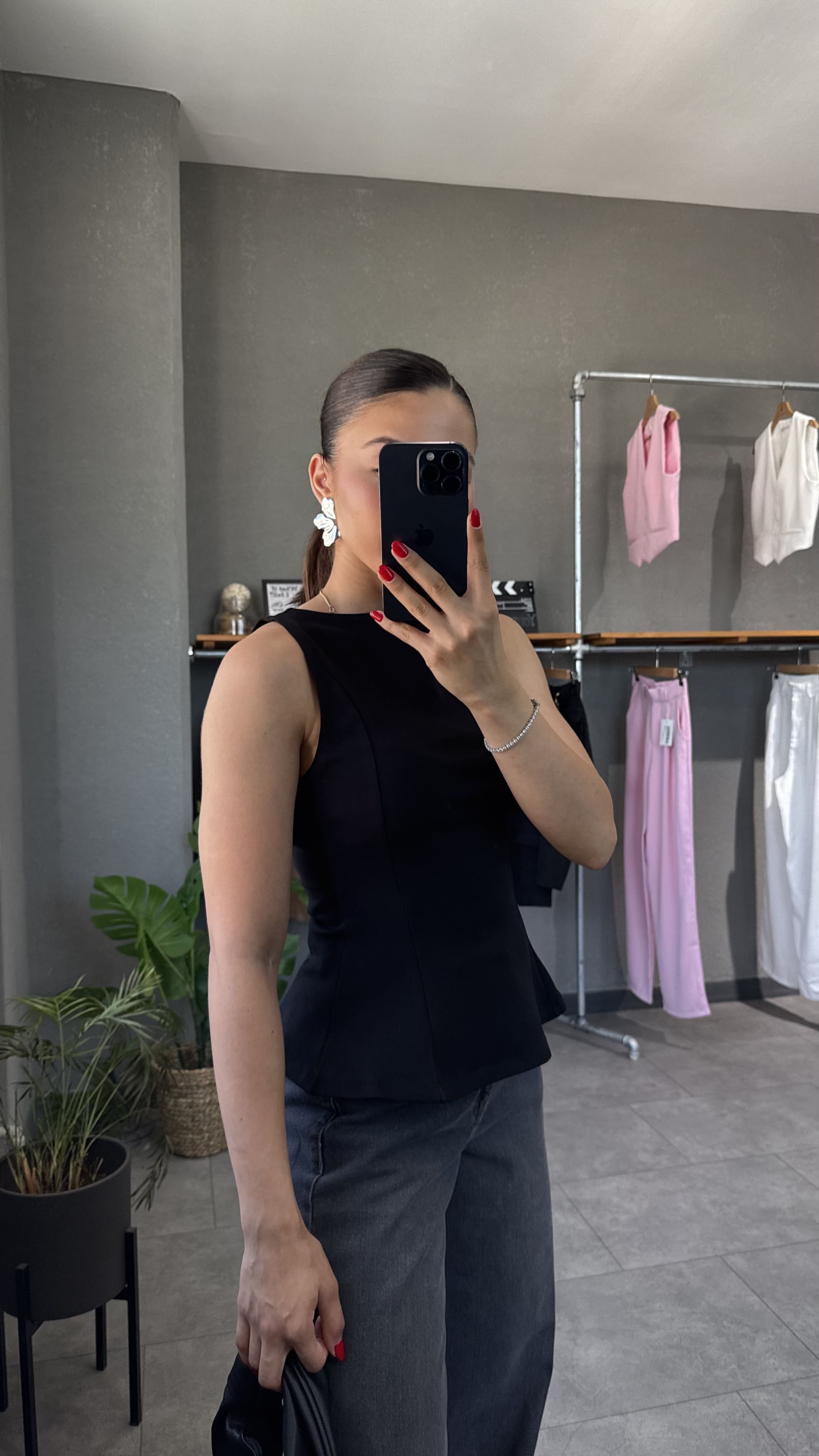 Kayık Yaka Peplum Bluz