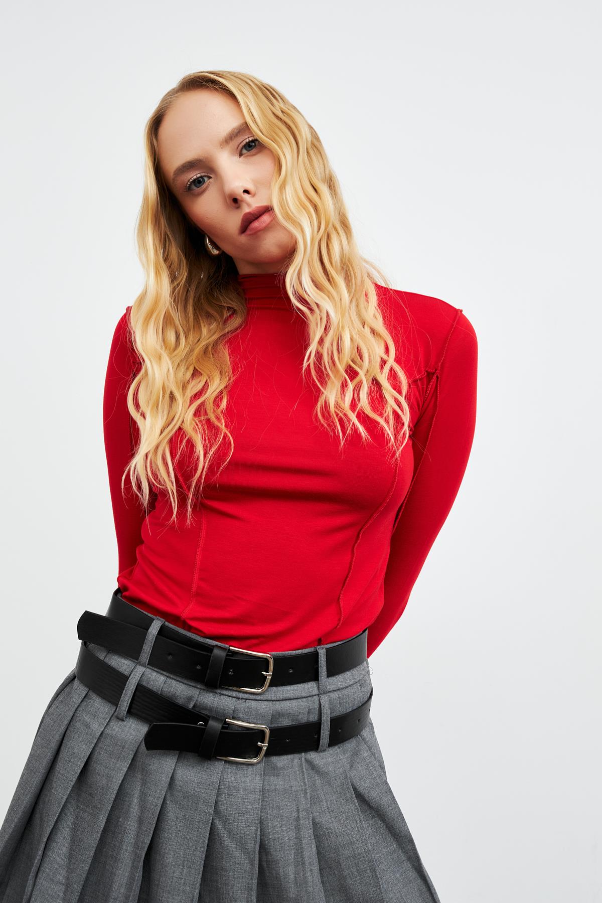 Yarım Balıkçı Yaka Uzun Kol Kırmızı Kadın Bluz