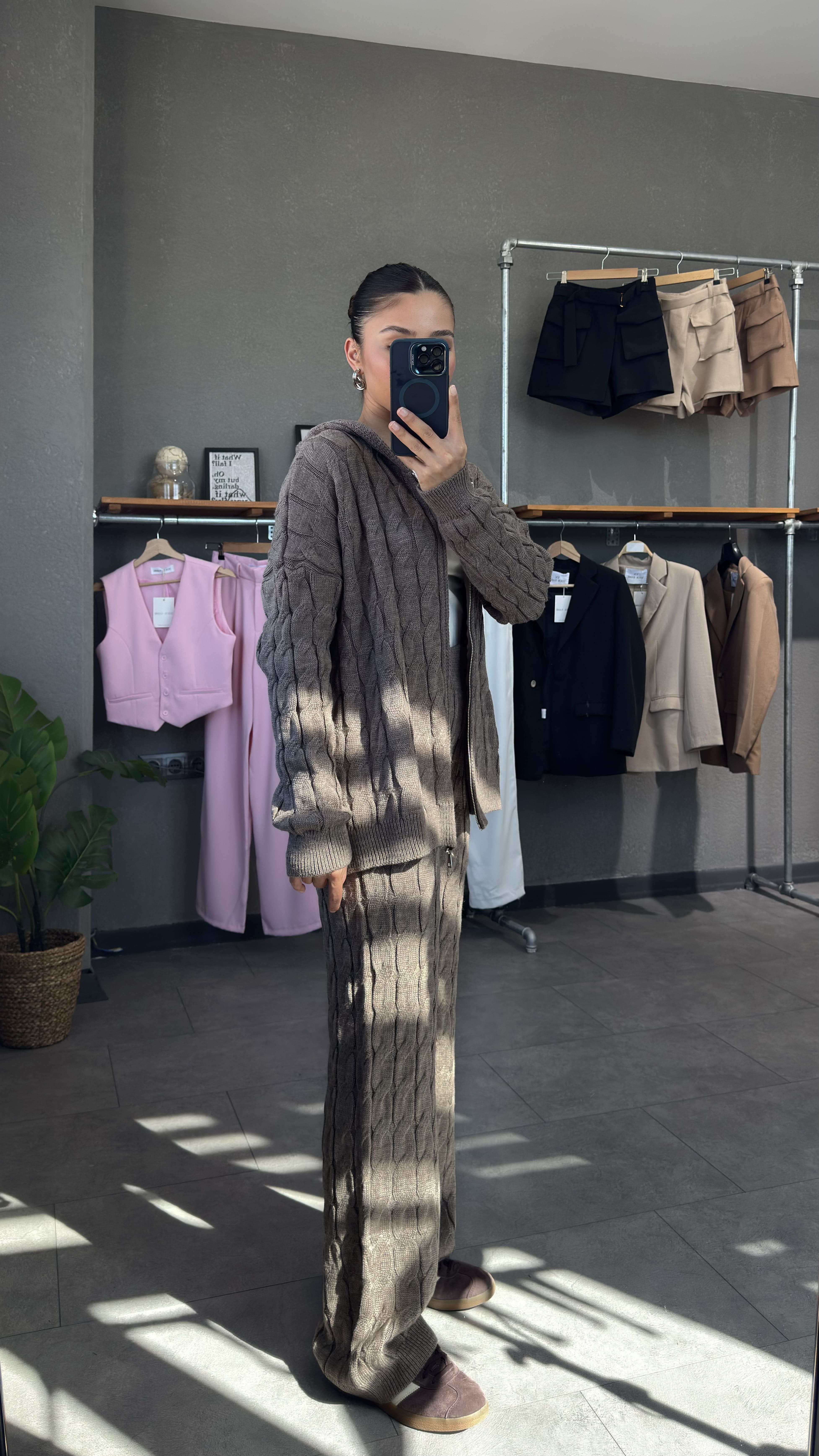 Çift Fermuarlı Kapüşonlu Saç Örgü Triko Takım