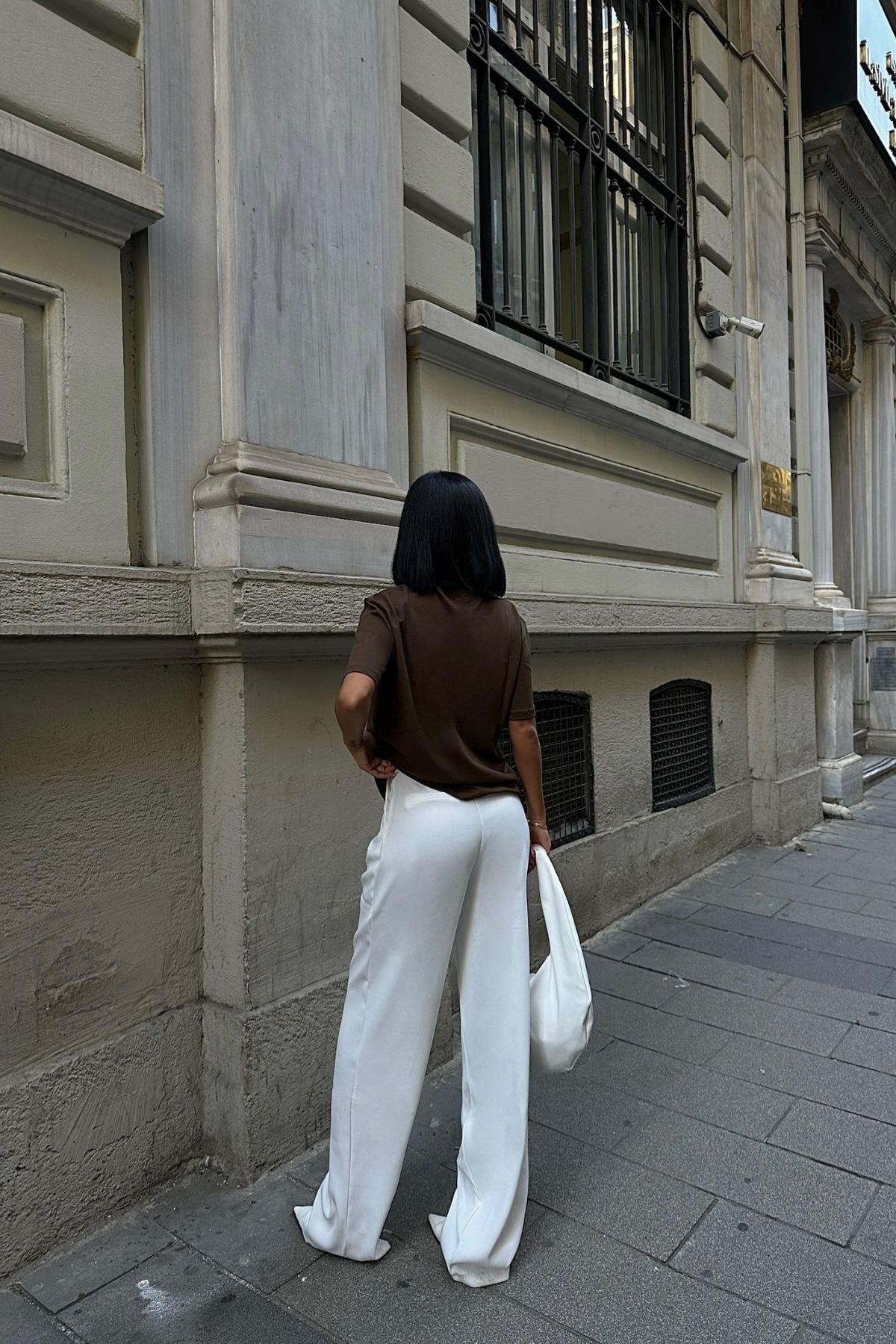 Bisiklet Yaka Oversize Acı Kahve Kadın T-Shirt