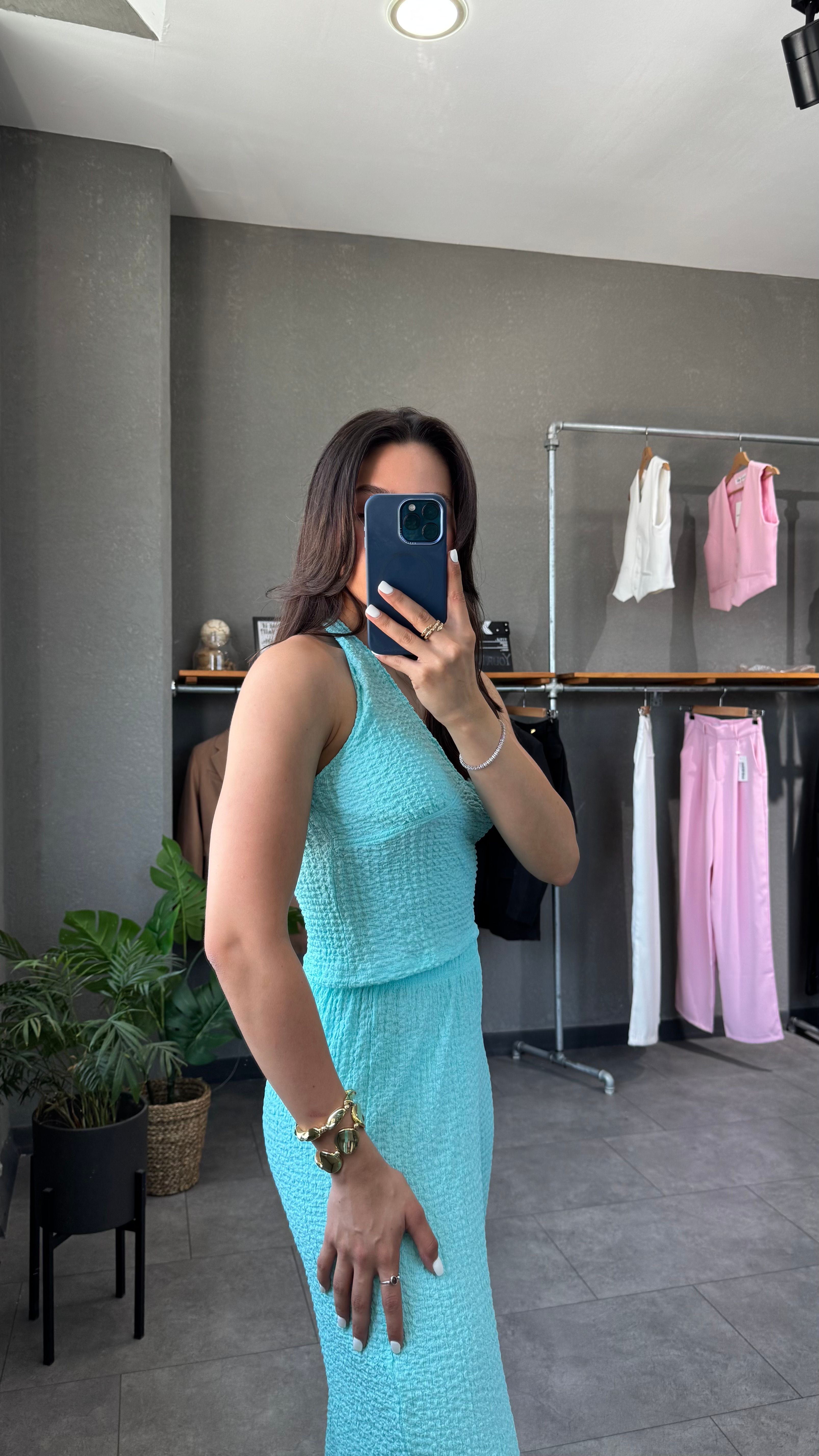Halter Yaka Dökümlü Büstiyer Pantolon Takım