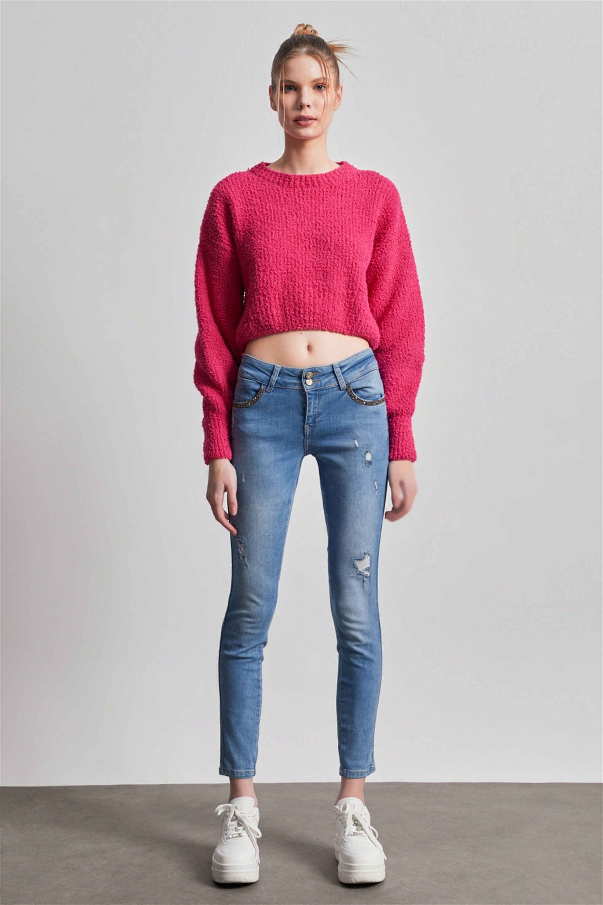 Kadın Mavi Orta Bel Cep Ağzı Gümüş Taşlı Skinny Jean