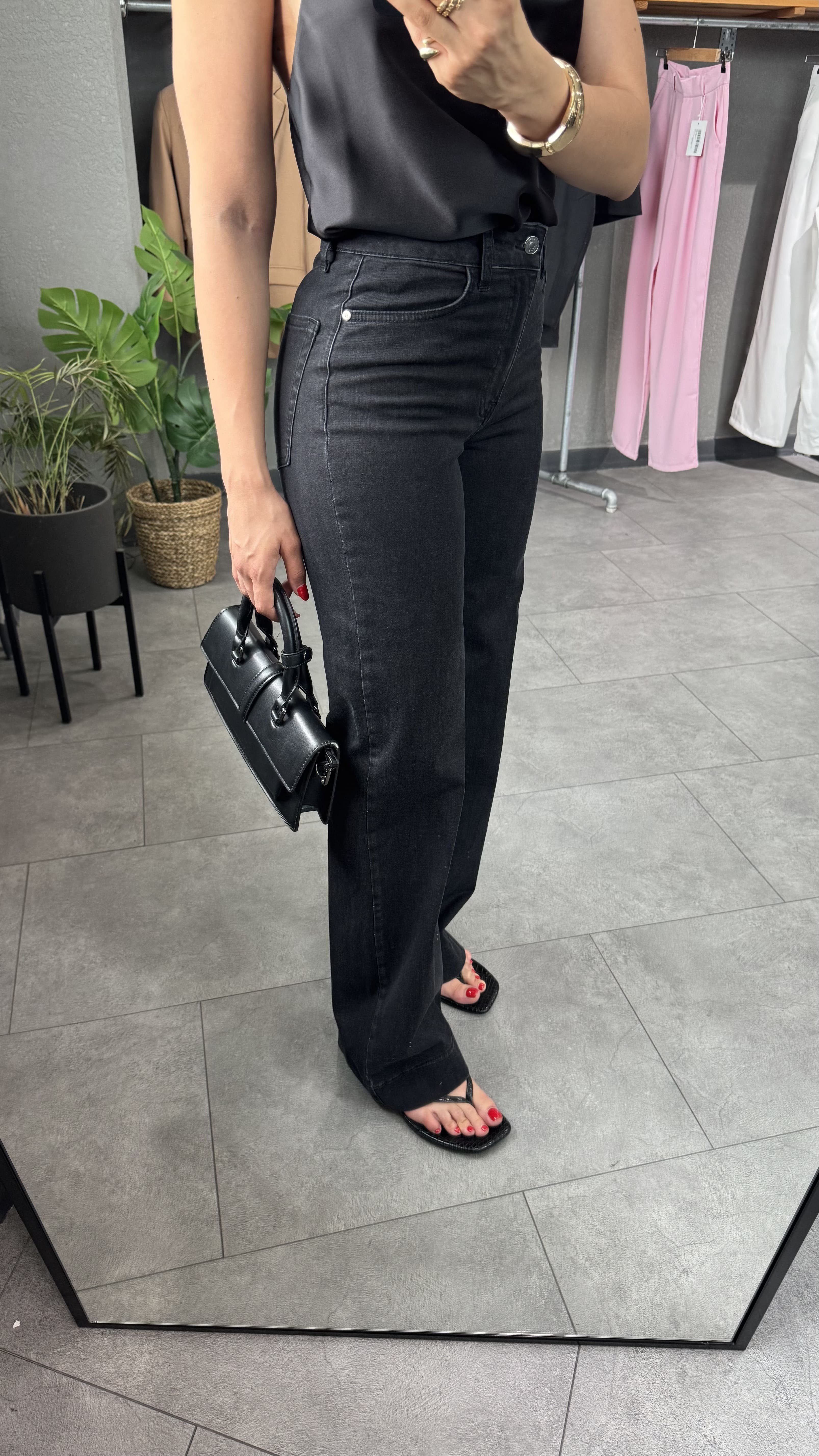 Yüksek Bel Paça Detaylı Wide Leg Jean