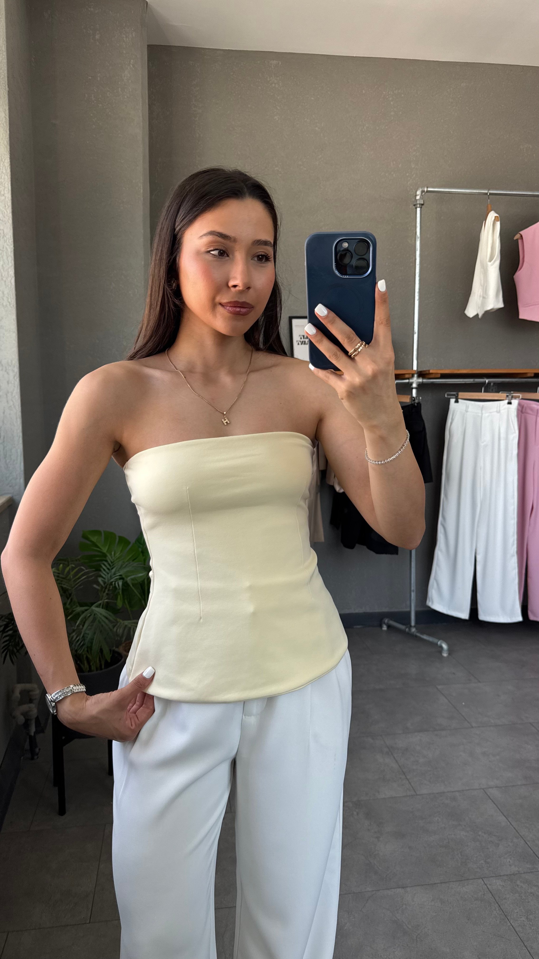 Straplez Peplum Bluz