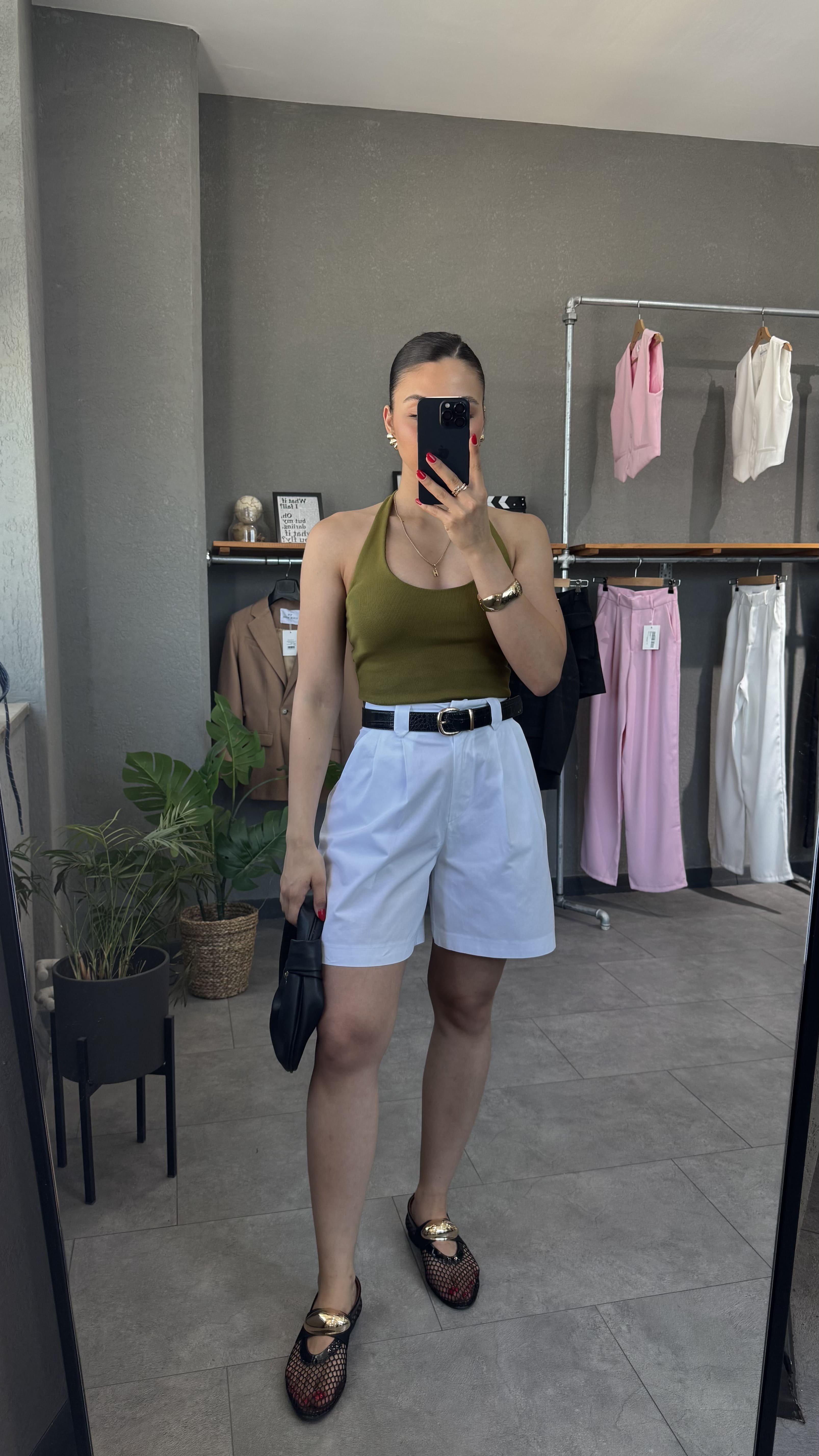 Halter Yaka Sırt Dekolteli Fitilli Bluz
